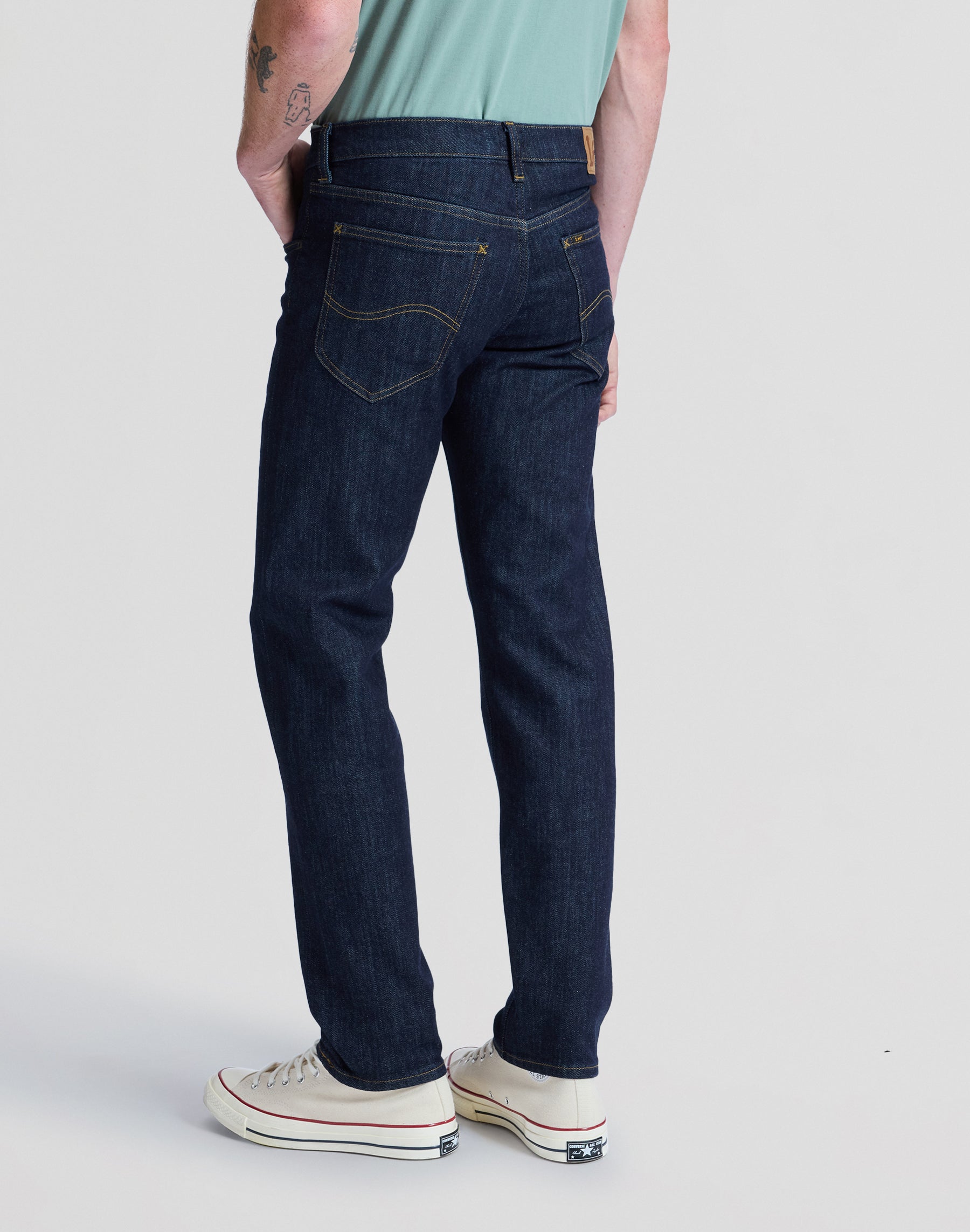 Daren Zip Fly in Rinse Jeans Lee