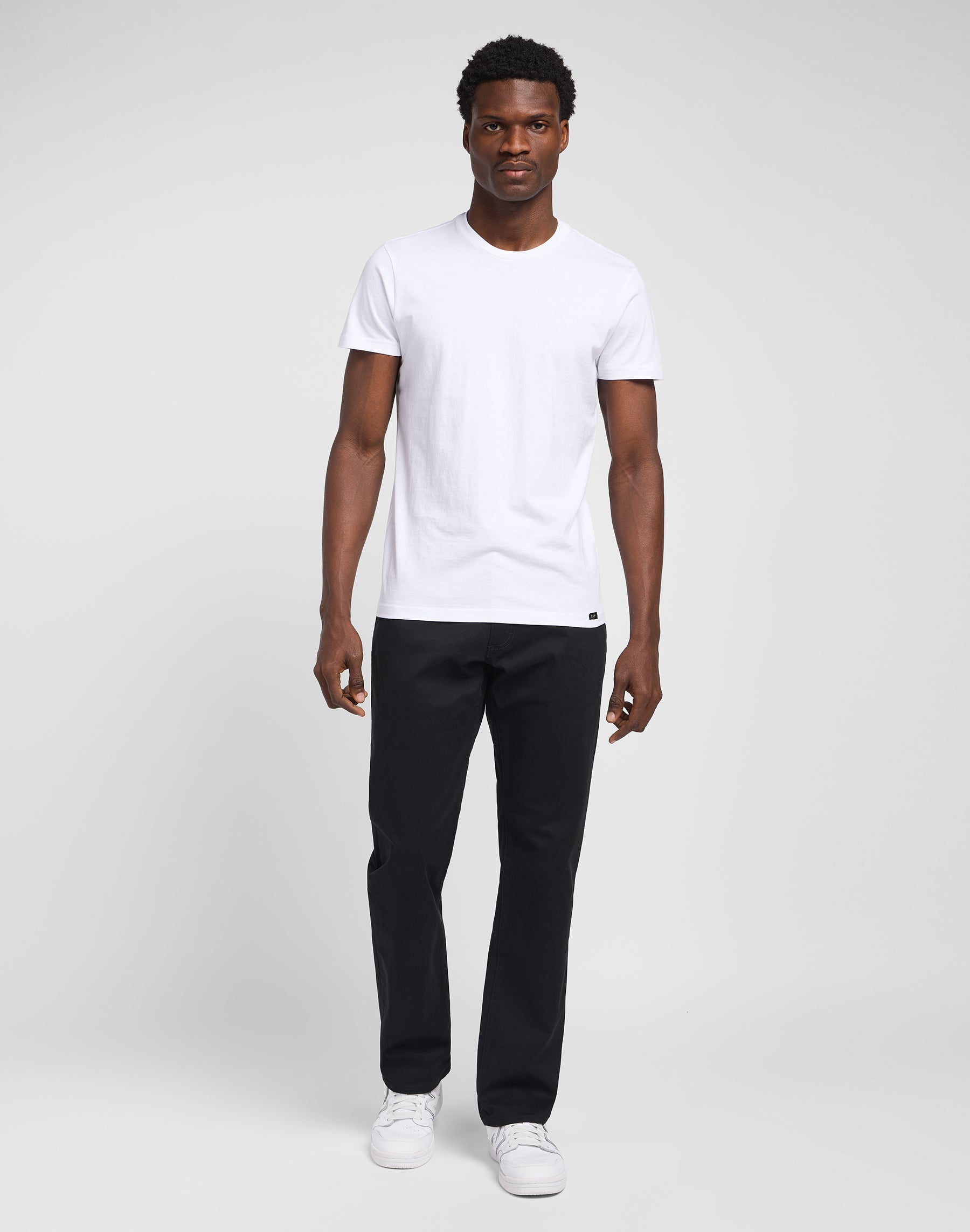 Straight Fit XM in Black Hosen Lee
