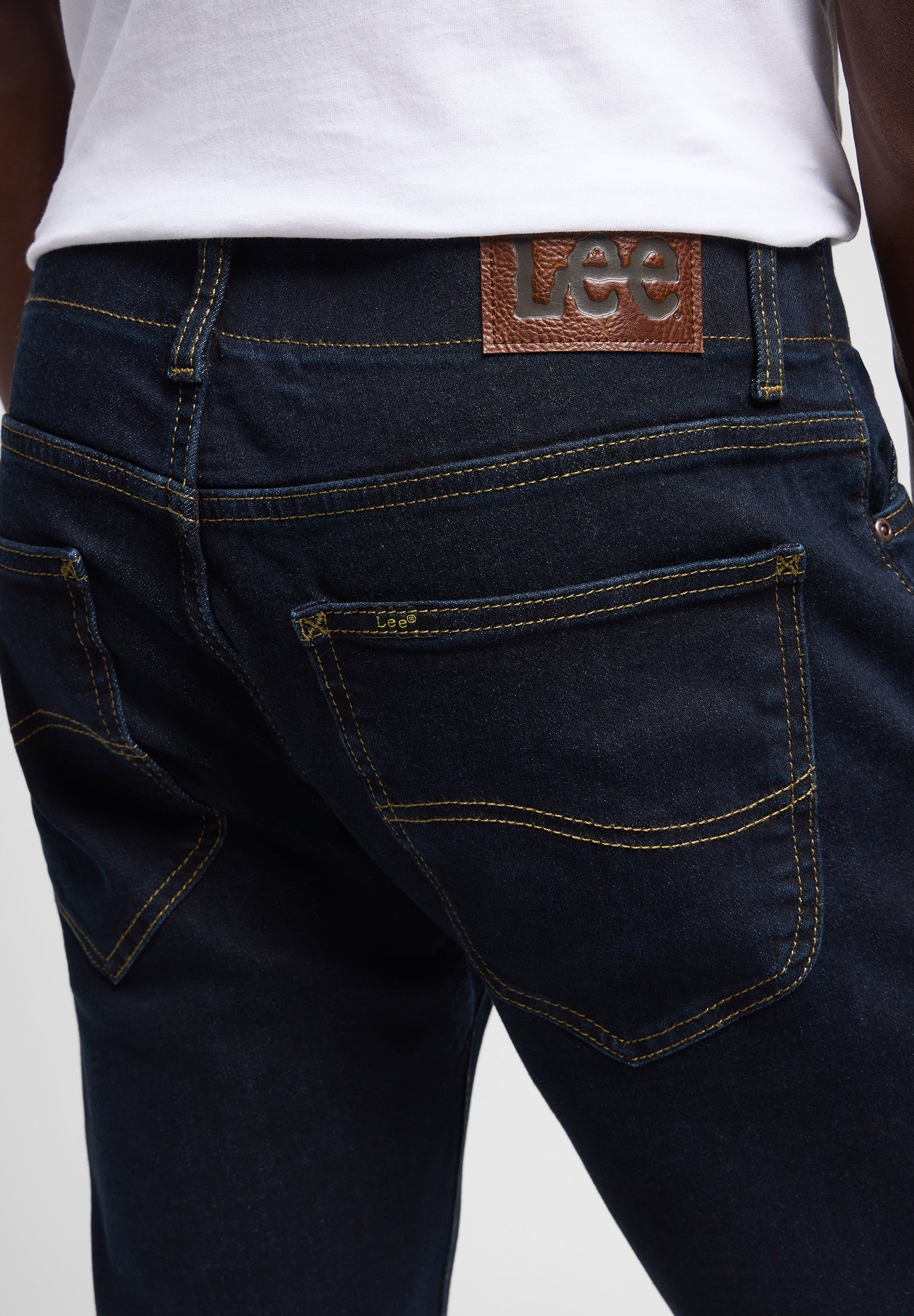 Slim Fit MVP in Rinse Jeans Lee