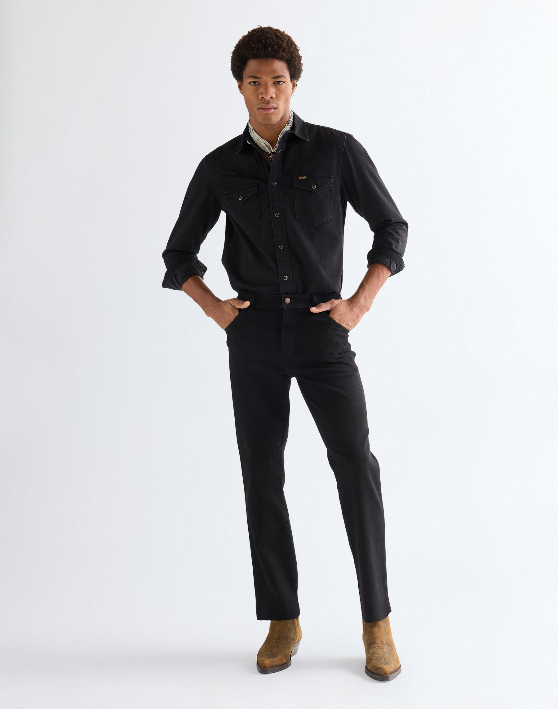 Texas Low Stretch in Black Overdye Jeans Wrangler