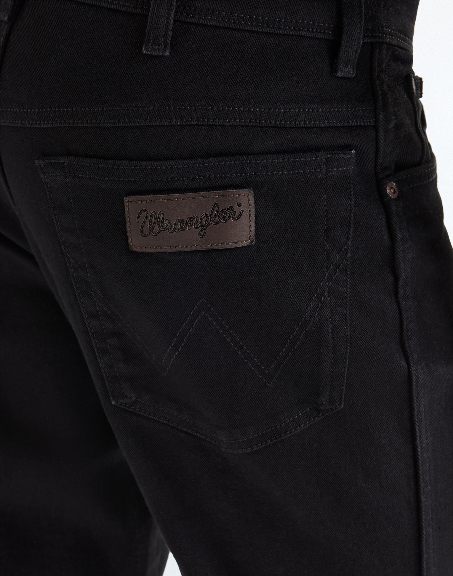 Texas Low Stretch in Black Overdye Jeans Wrangler