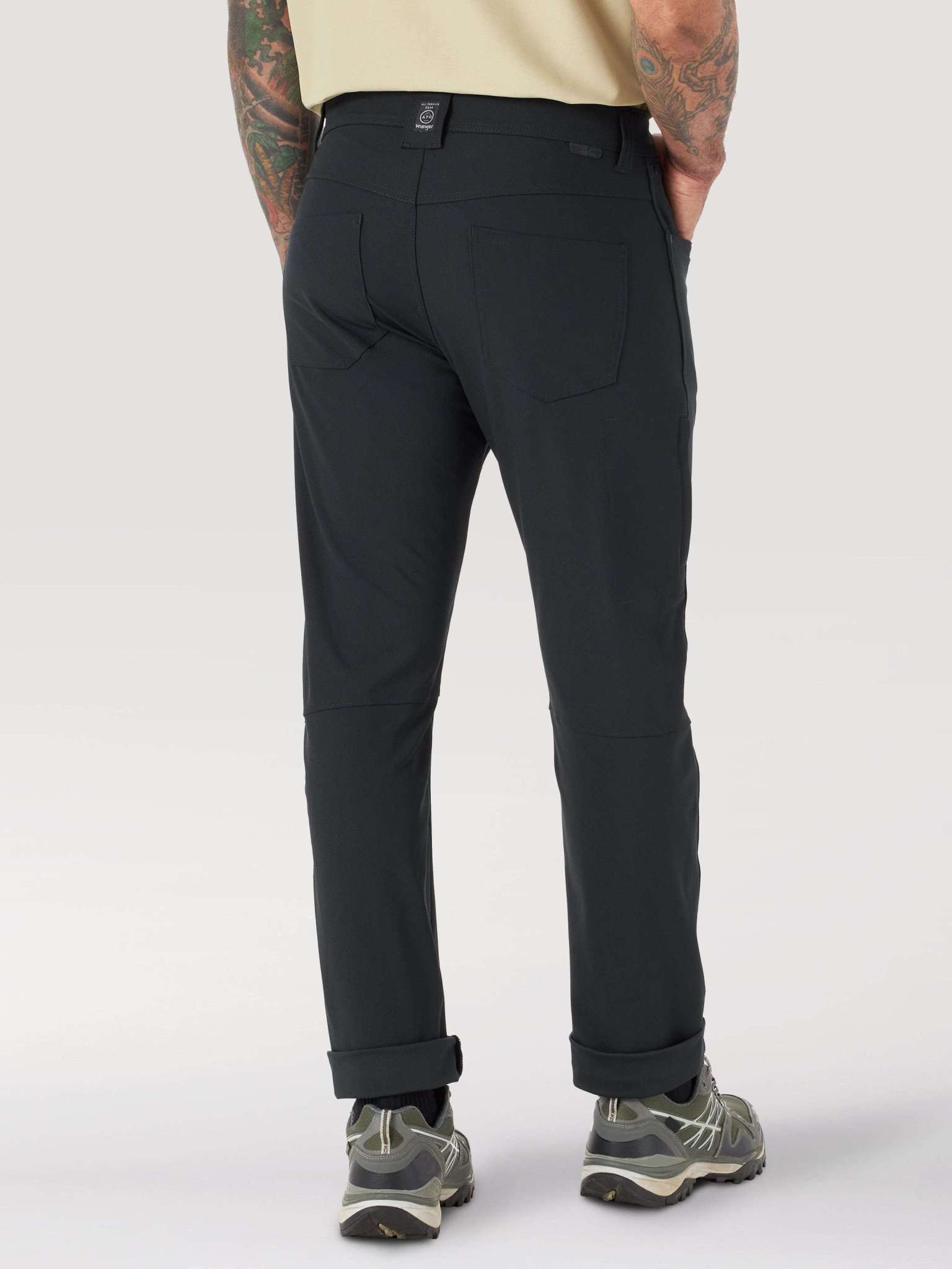 FWDS 5 Pocket Pant in Black Hosen Wrangler