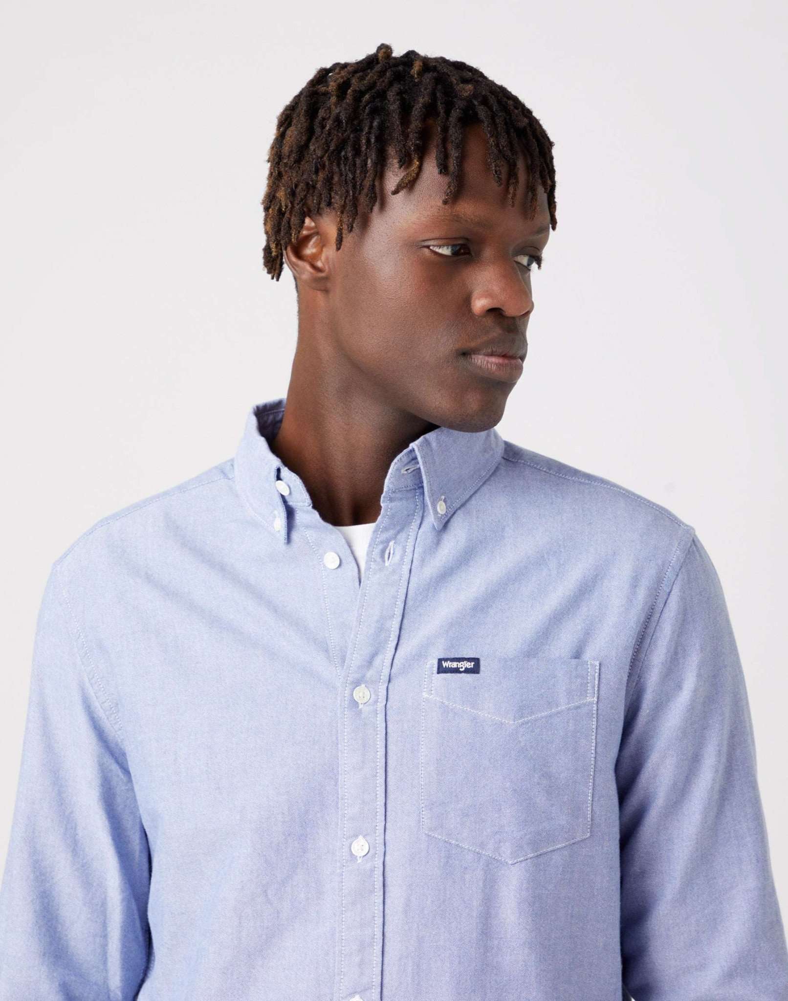 One Pocket Button Down Shirt in Blue Tint Hemden Wrangler