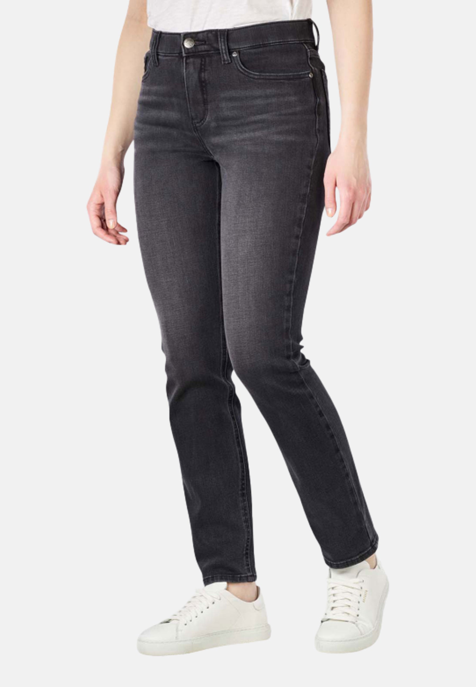 ULC Straight in Black Jeans Lee