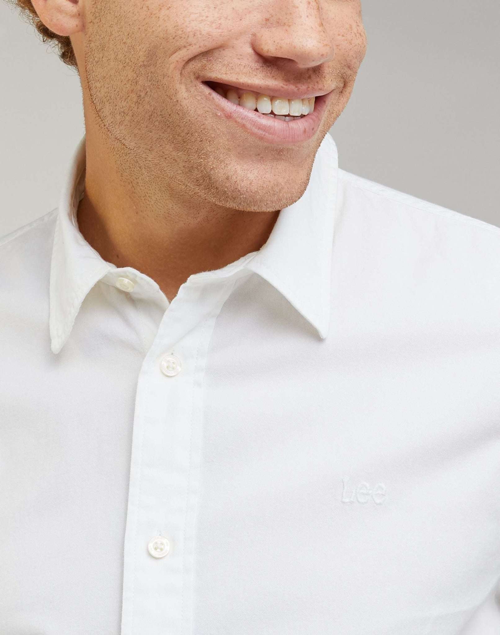 Patch Shirt in Bright White Hemden Lee