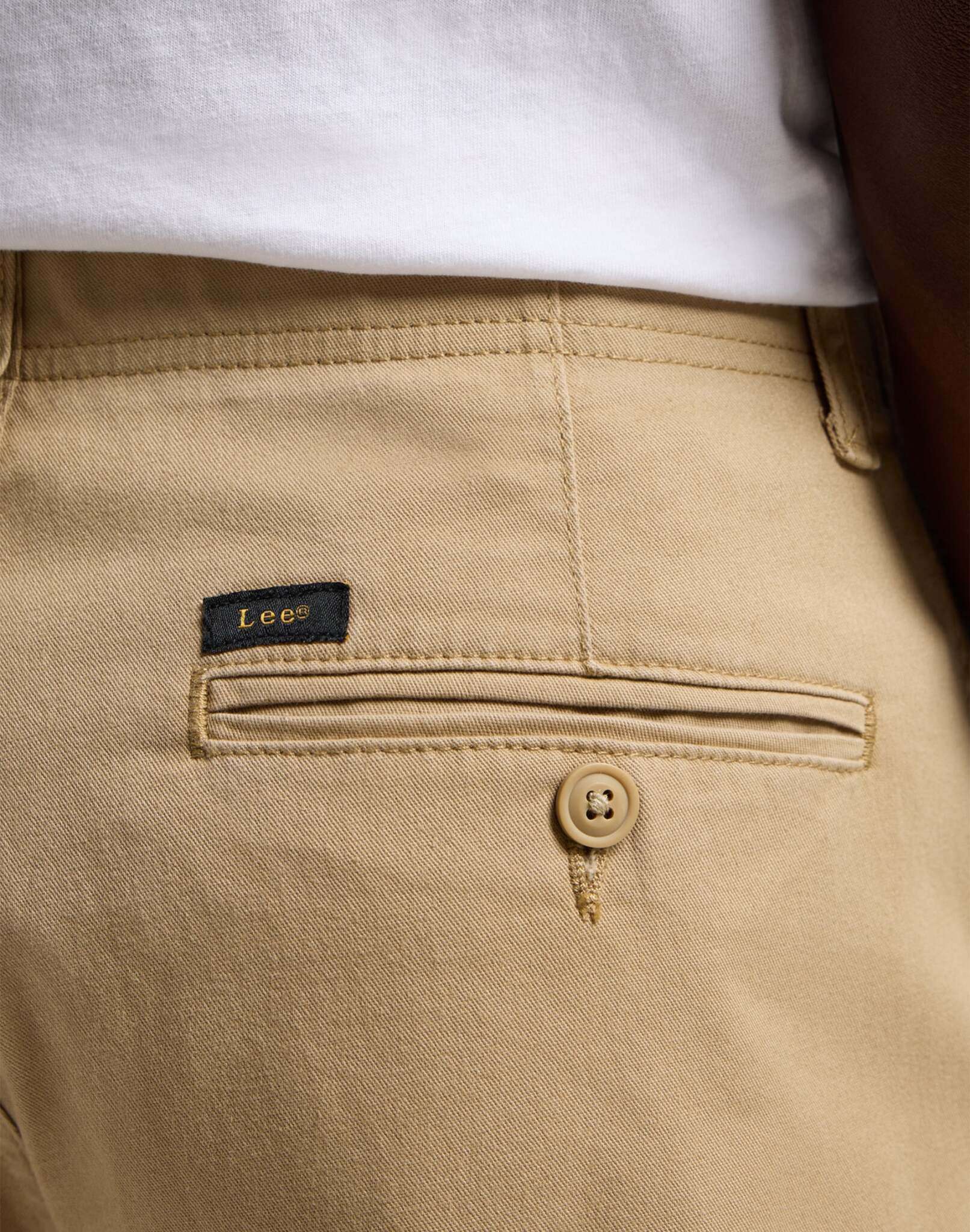 XC Weltpocket Short in Fawn Shorts Lee