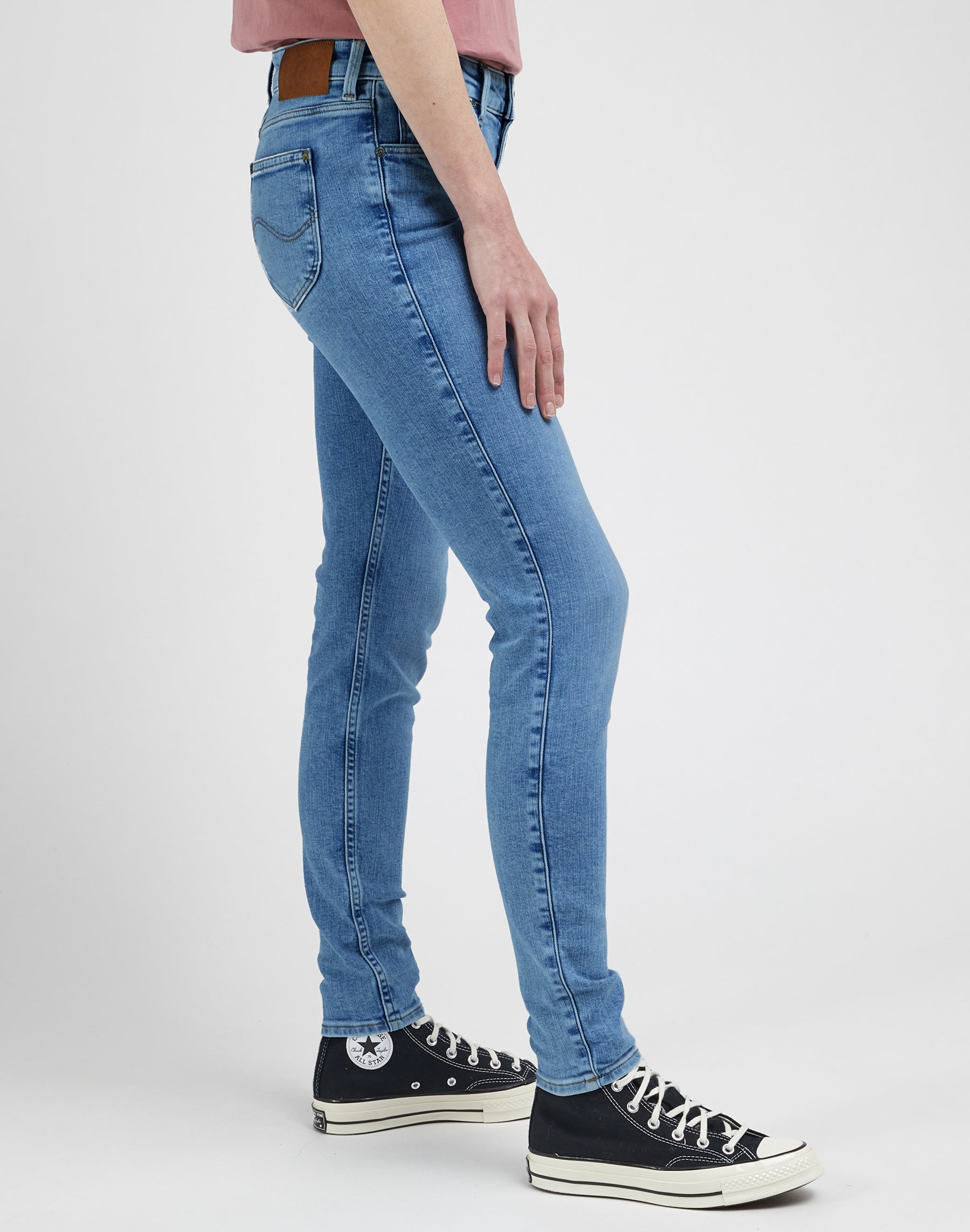 Scarlett in Majestic Wave Jeans Lee
