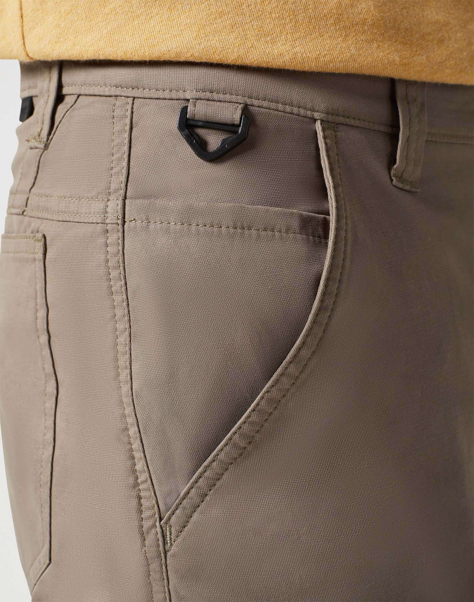 Sustainable Utility Pant in Bungee Cord Hosen Wrangler