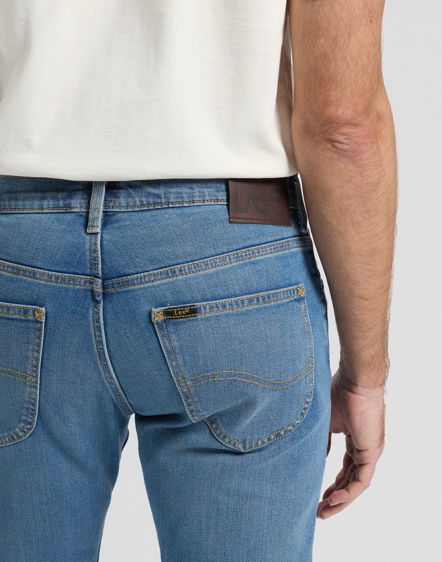 Denver in Blue Used Fever Jeans Lee