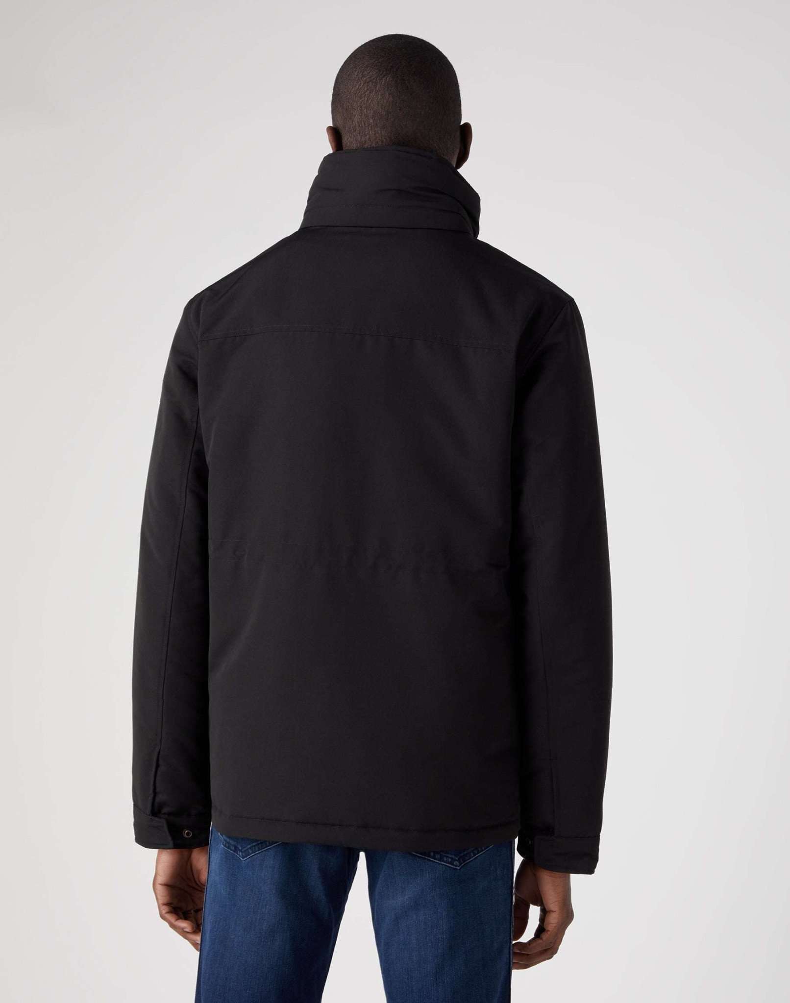 Bodyguard Jacket in Black Jacken Wrangler