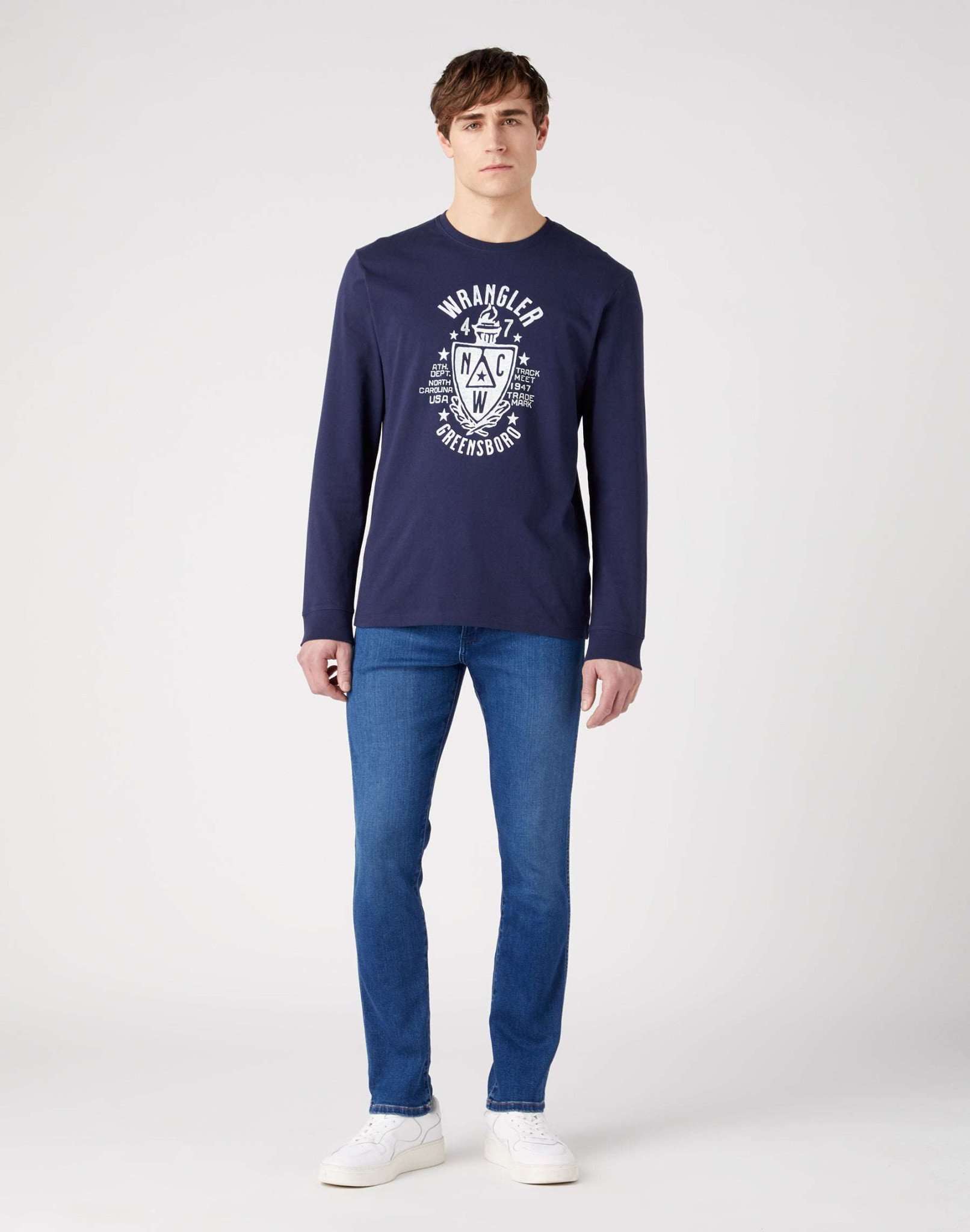 Americana Tee in Navy Pullover Wrangler   