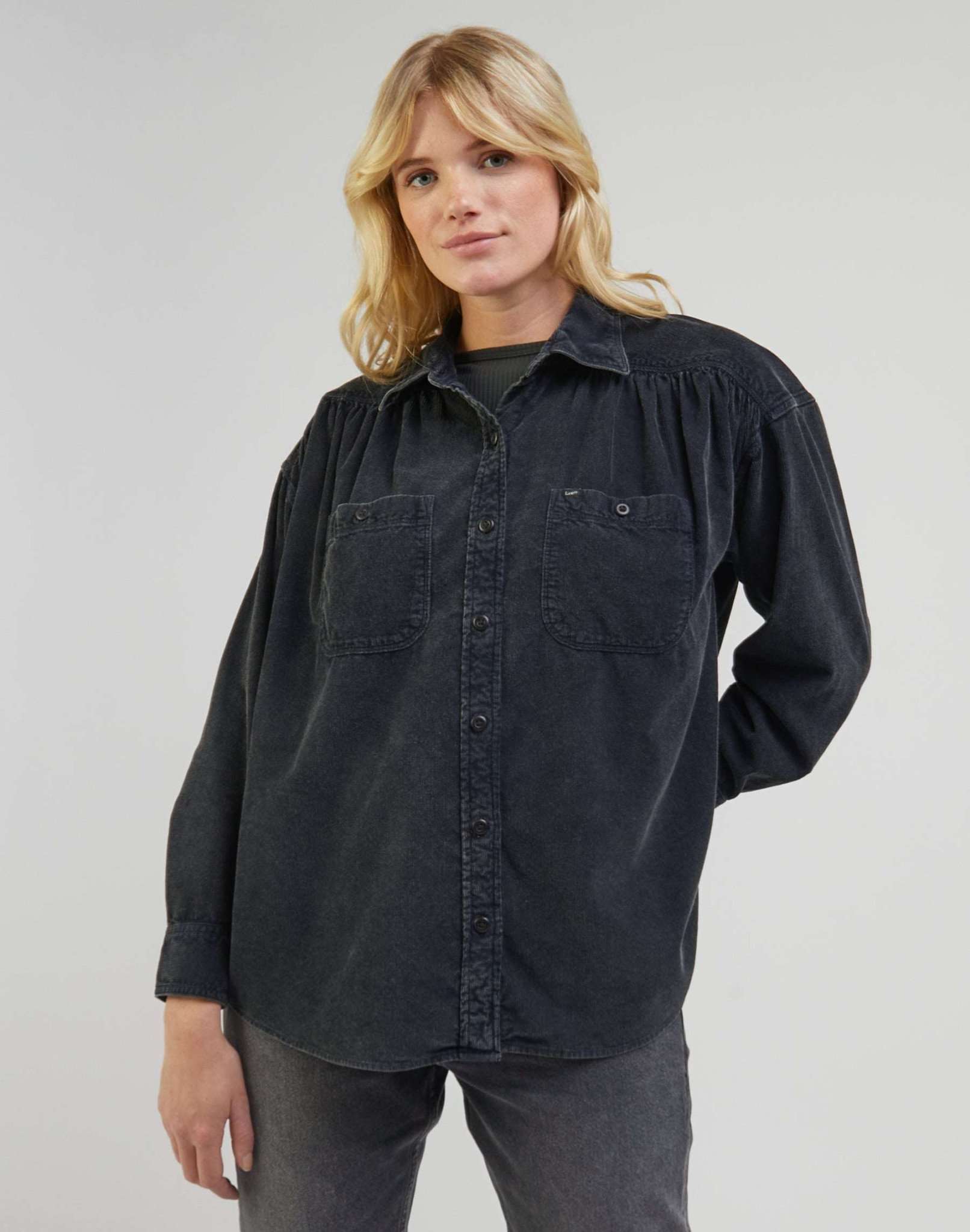 Frontier Shirt in Charcoal Hemden Lee   