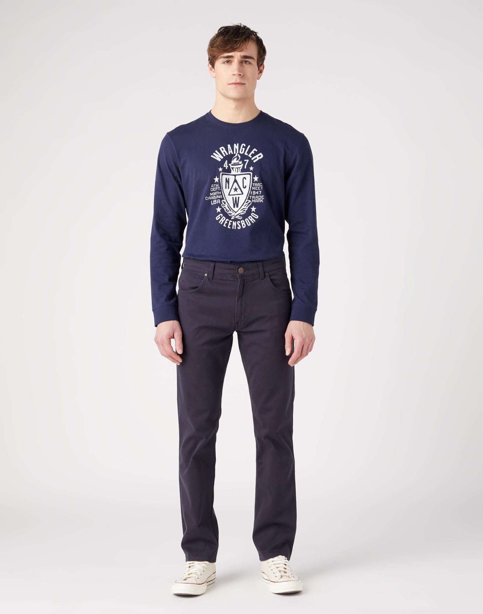 Greensboro in Dark Navy Hosen Wrangler