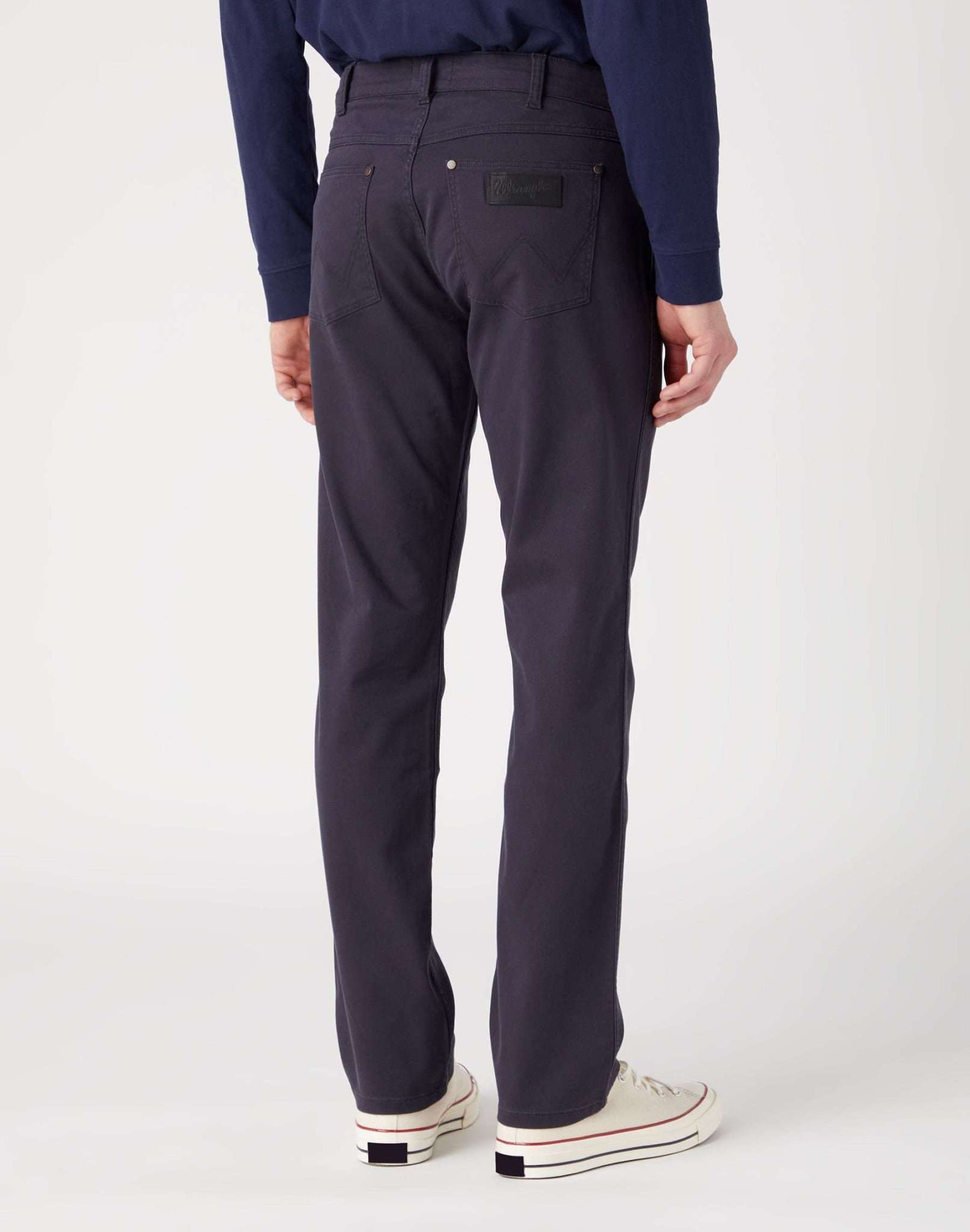 Greensboro in Dark Navy Hosen Wrangler