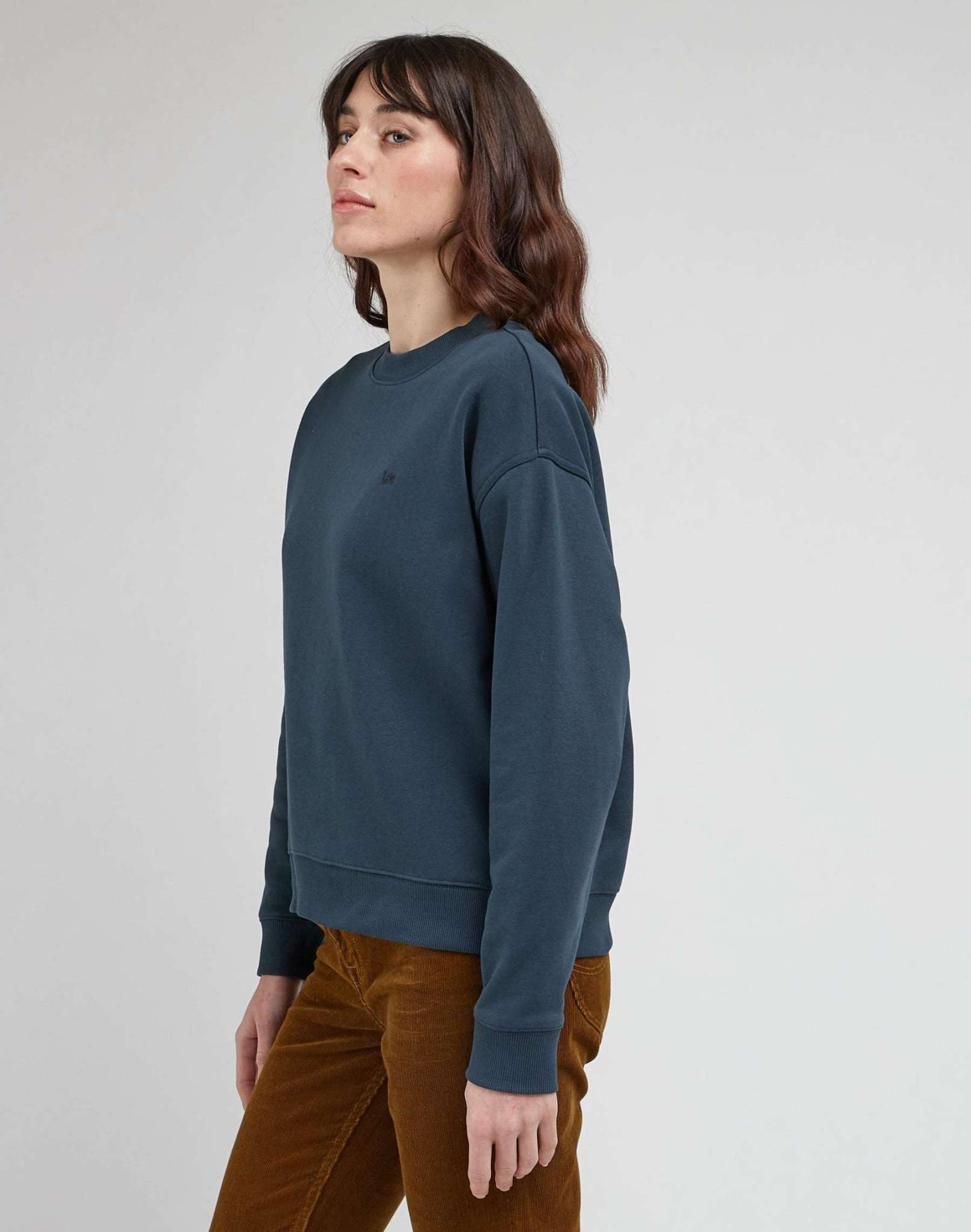 Crew Sweatshirt in Charcoal Sweatshirts Lee