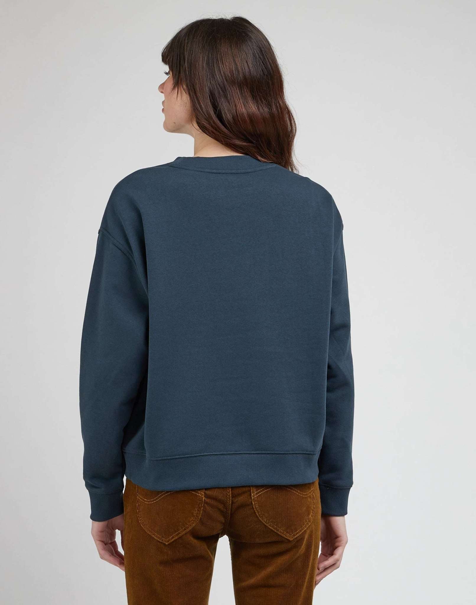 Crew Sweatshirt in Charcoal Sweatshirts Lee
