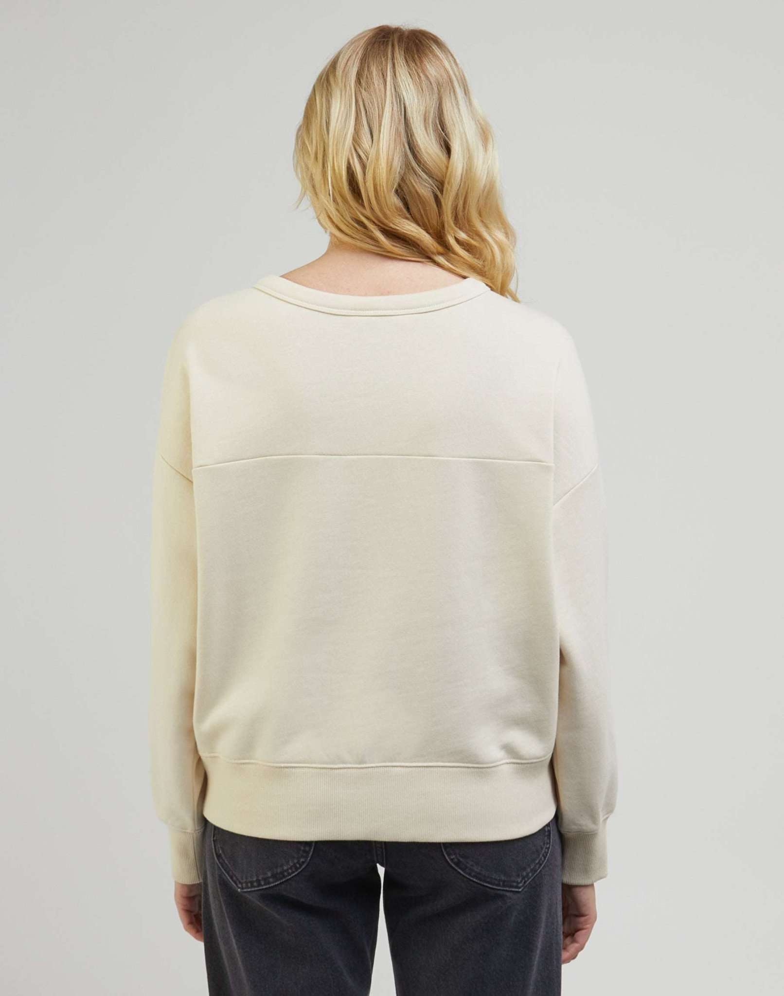 Henley Sweatshirt in Ecru Sweatshirts Lee