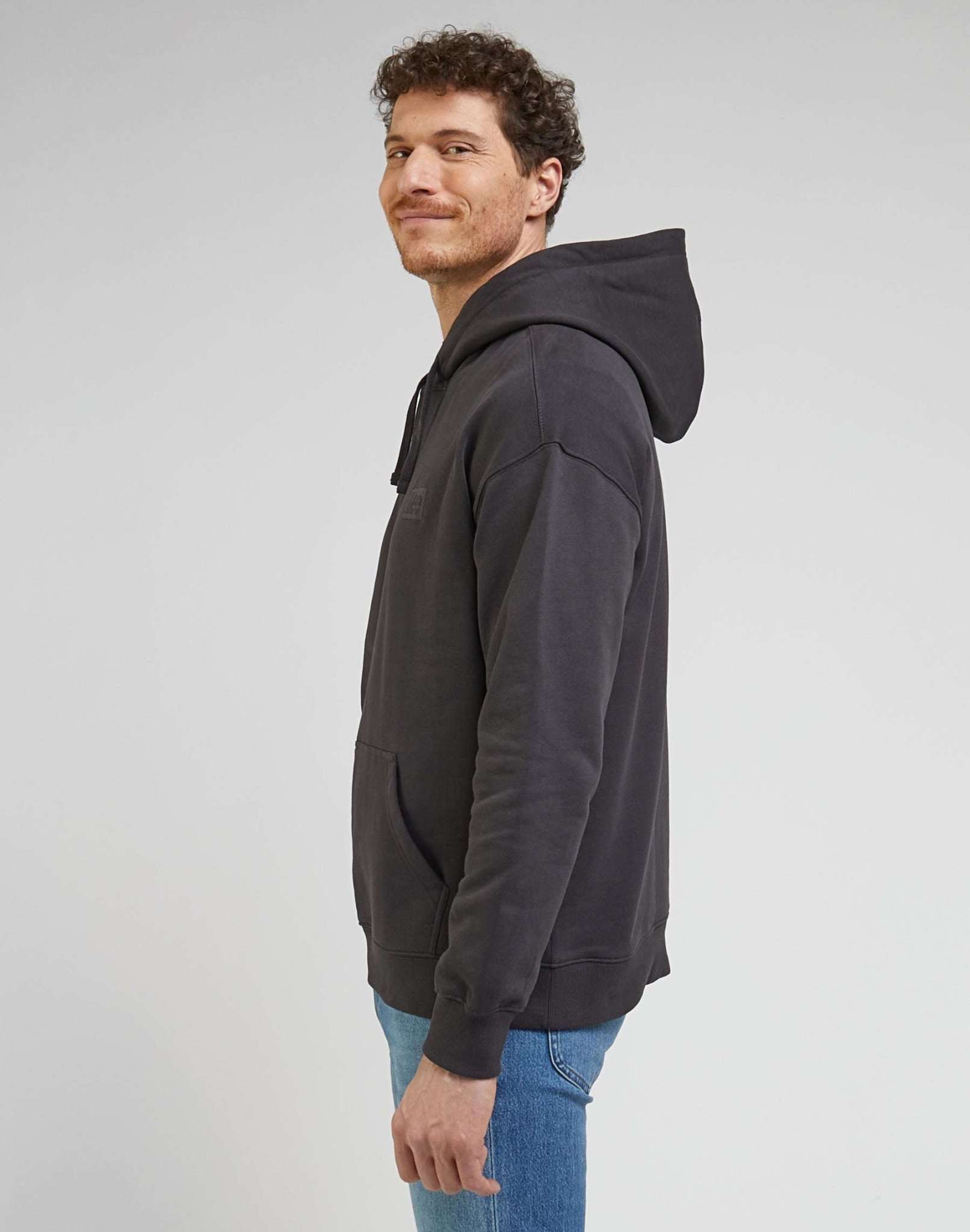Core Loose Hoodie in Washed Black Kapuzenpullover Lee