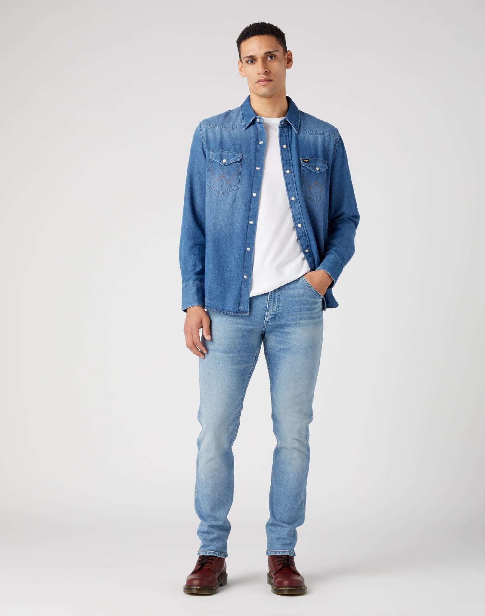 27MW Icon Shirt in Icon Mid Stone Hemden Wrangler