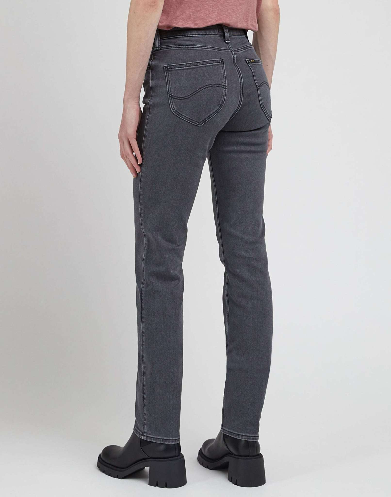 Marion Straight in Moody Grey Jeans Lee