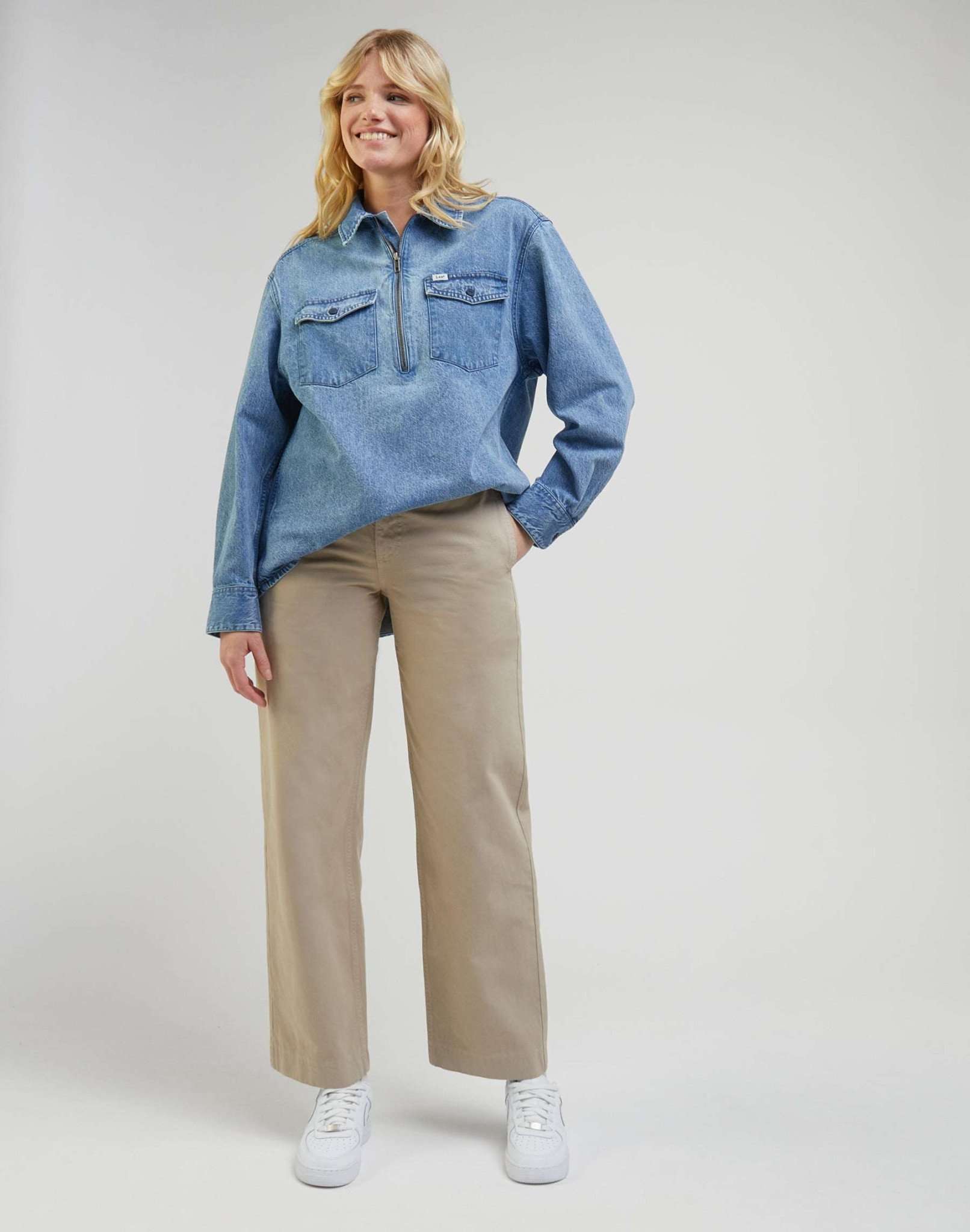 Straight Chino in Salina Stone Hosen Lee