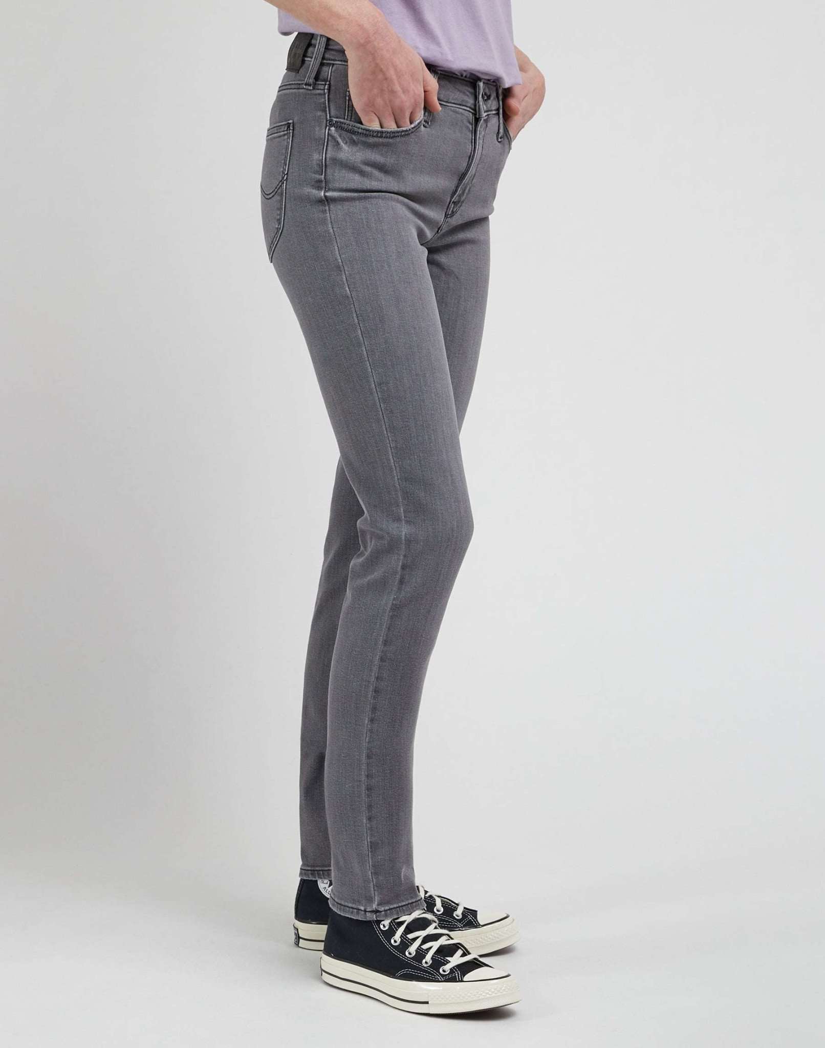 Elly in Regal Grey Jeans Lee