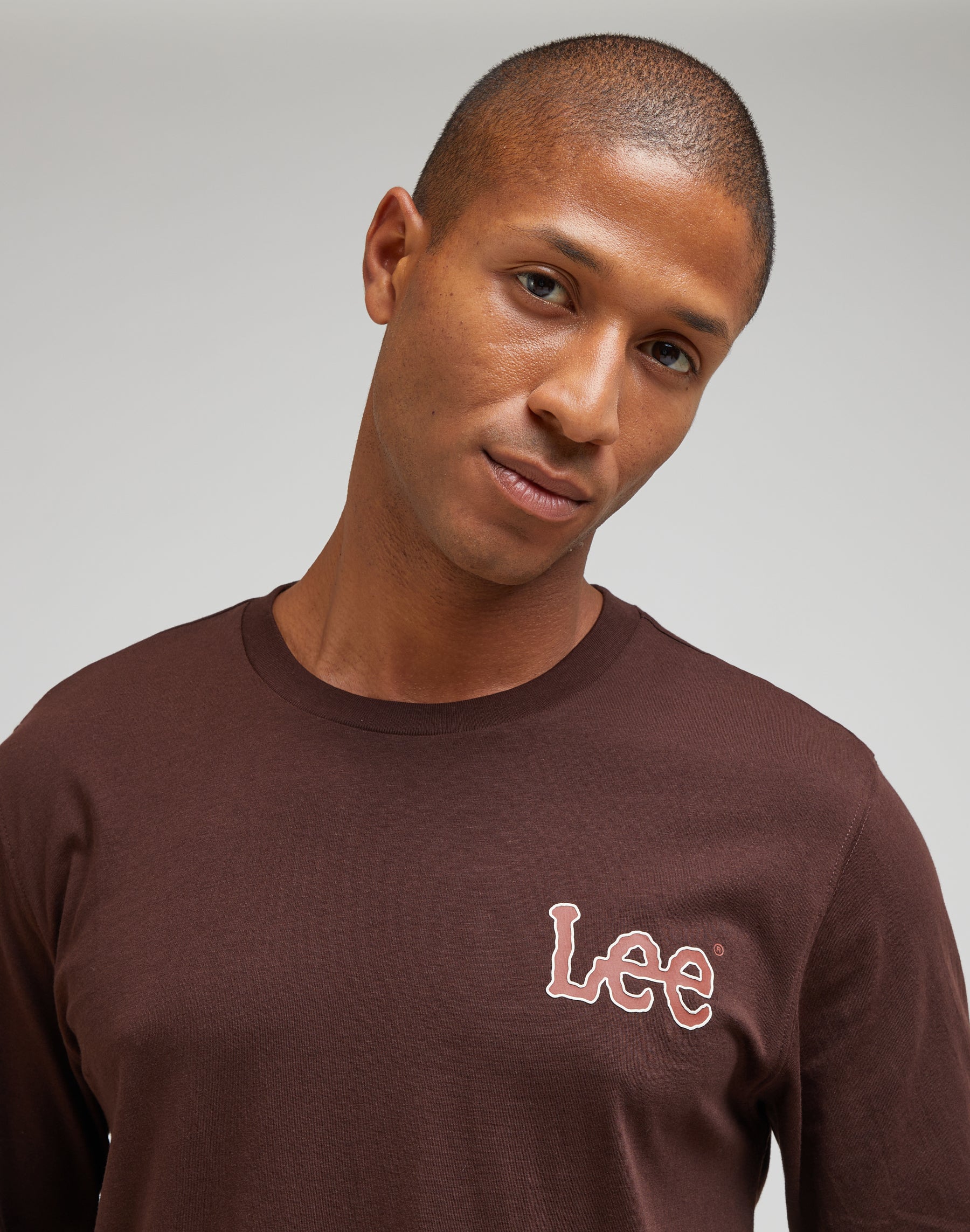 Essential Longsleeves Tee in Arabica Langarmshirts Lee