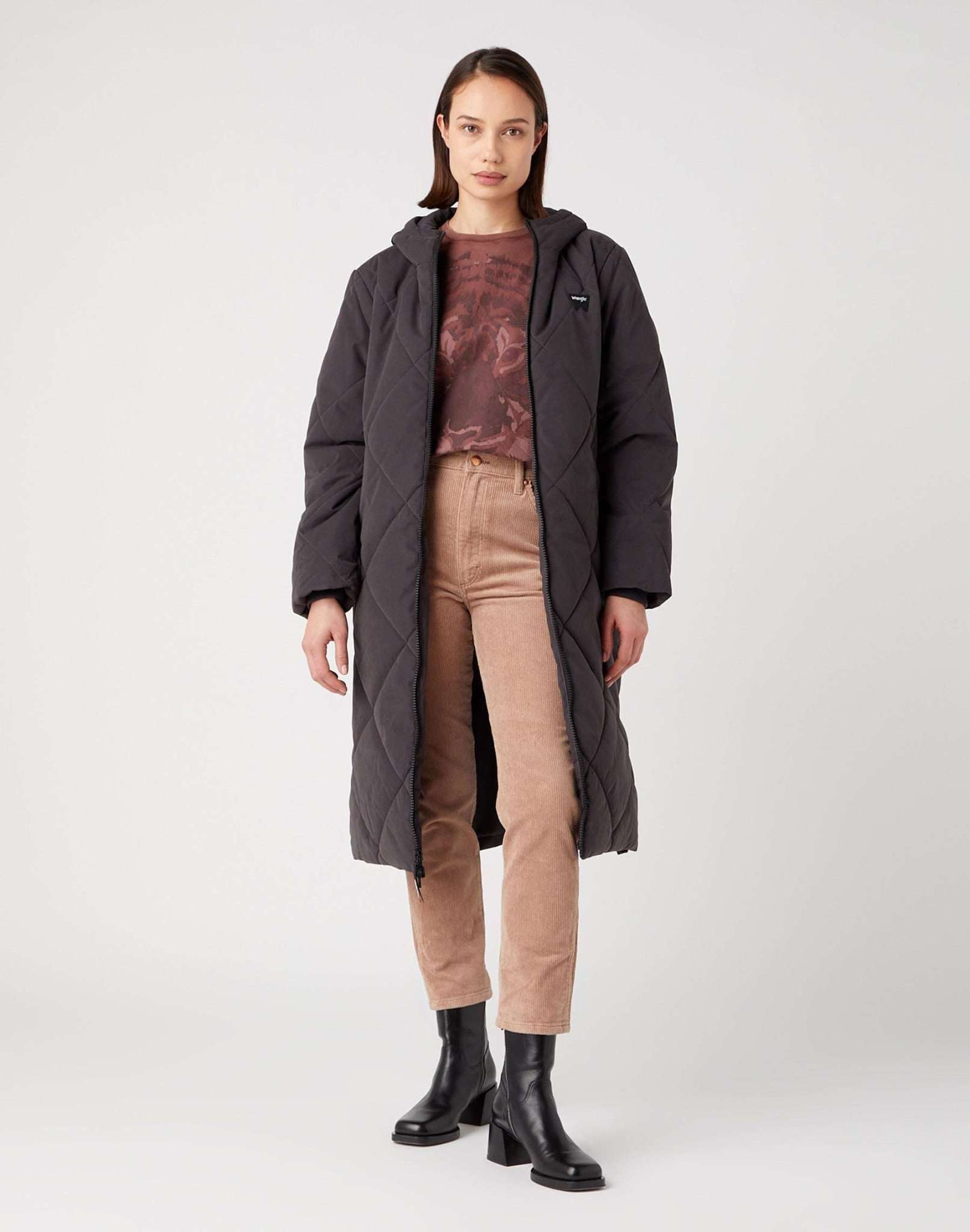 Long Quilted Jacket in Faded Black Jacken Wrangler