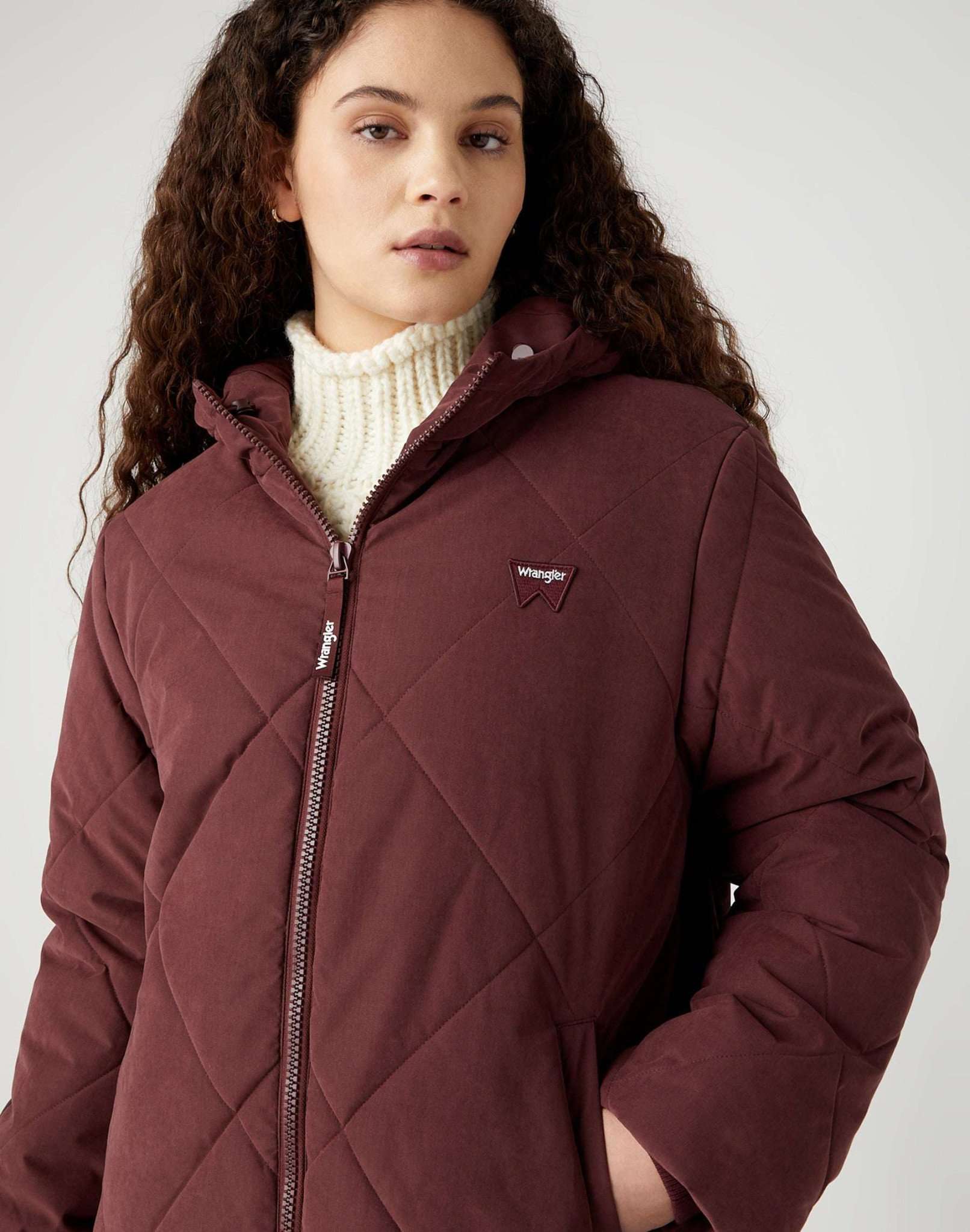 Long Quilted Jacket in Dahlia Jacken Wrangler