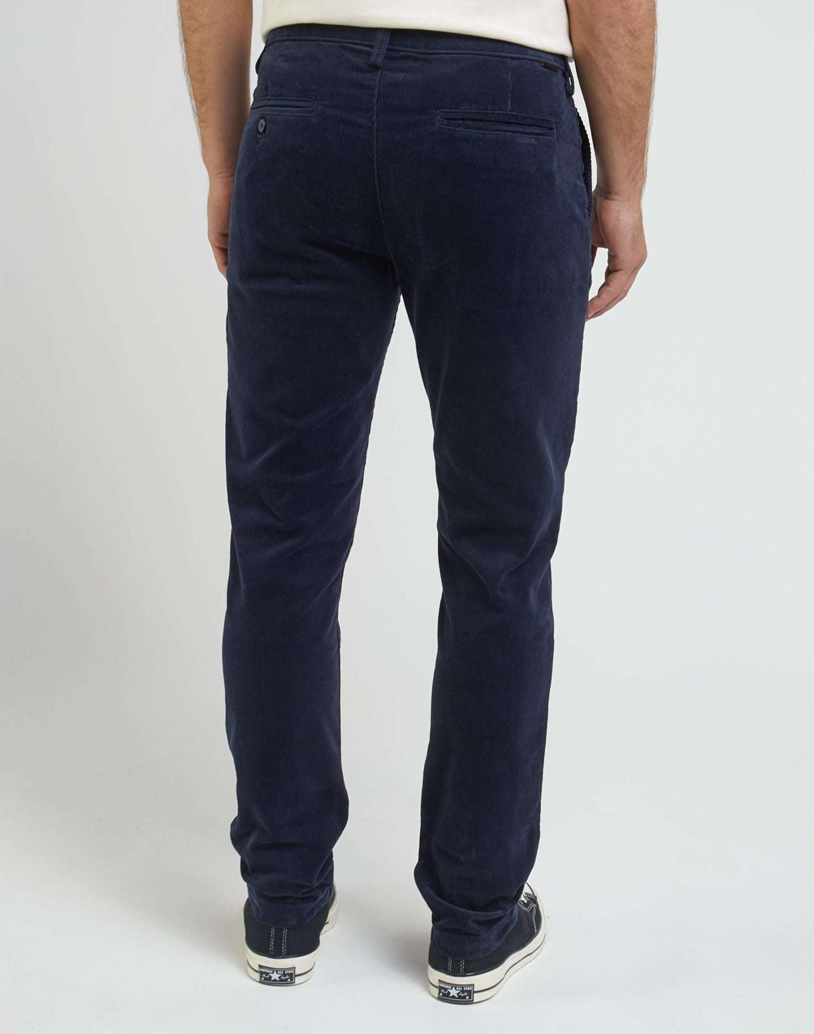 Slim Chino Corduroy in Sky Captain Hosen Lee