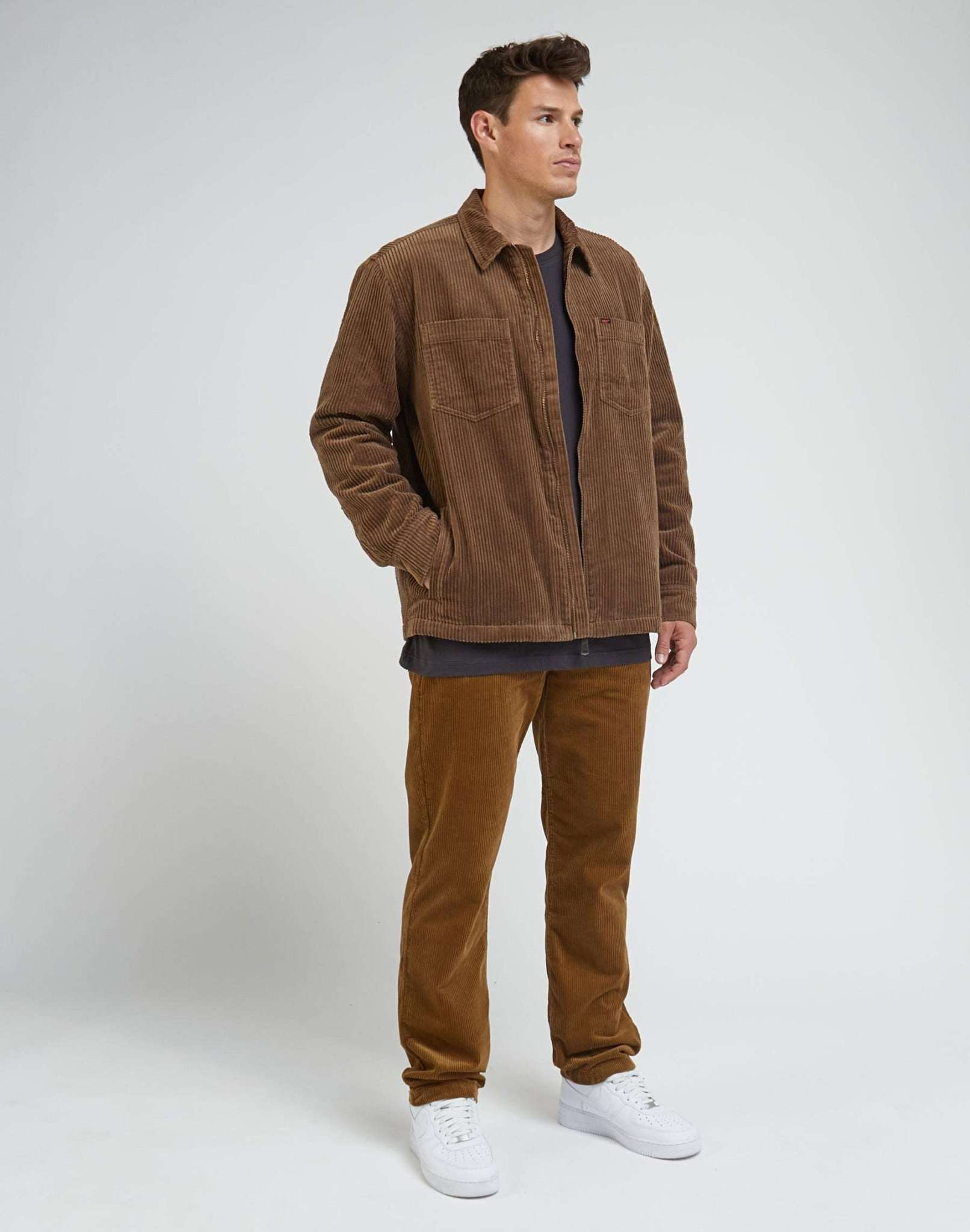 Regular Chino in Tumbleweed Hosen Lee