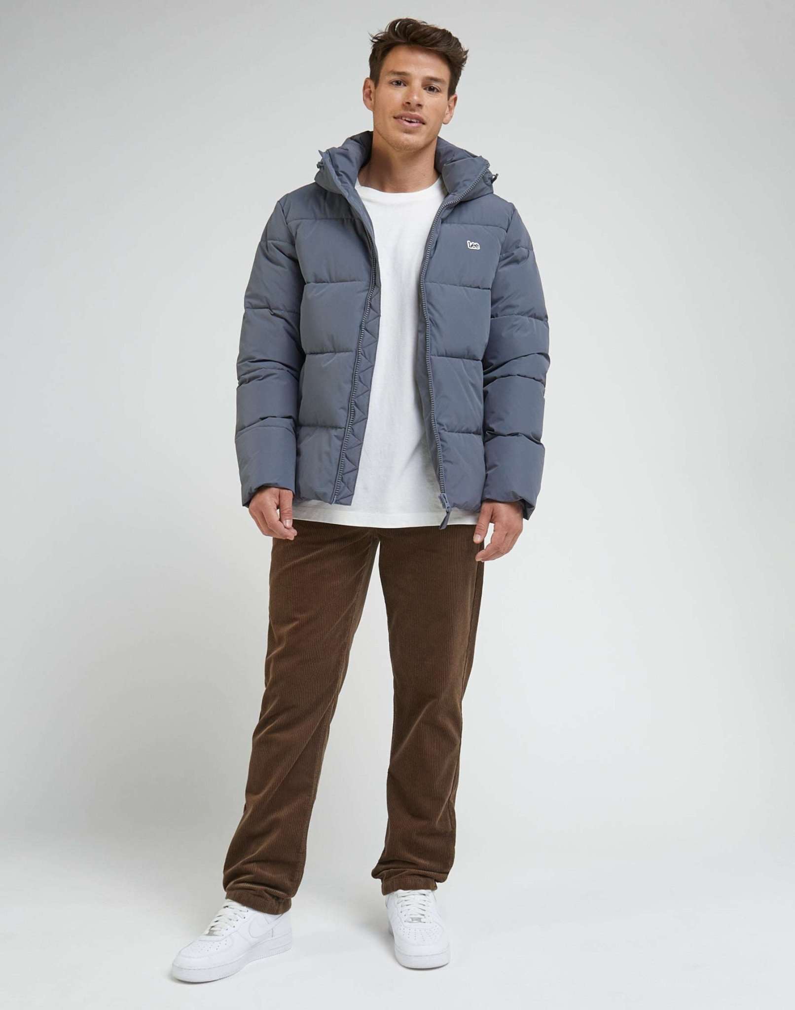 Regular Chino in Truffle Hosen Lee