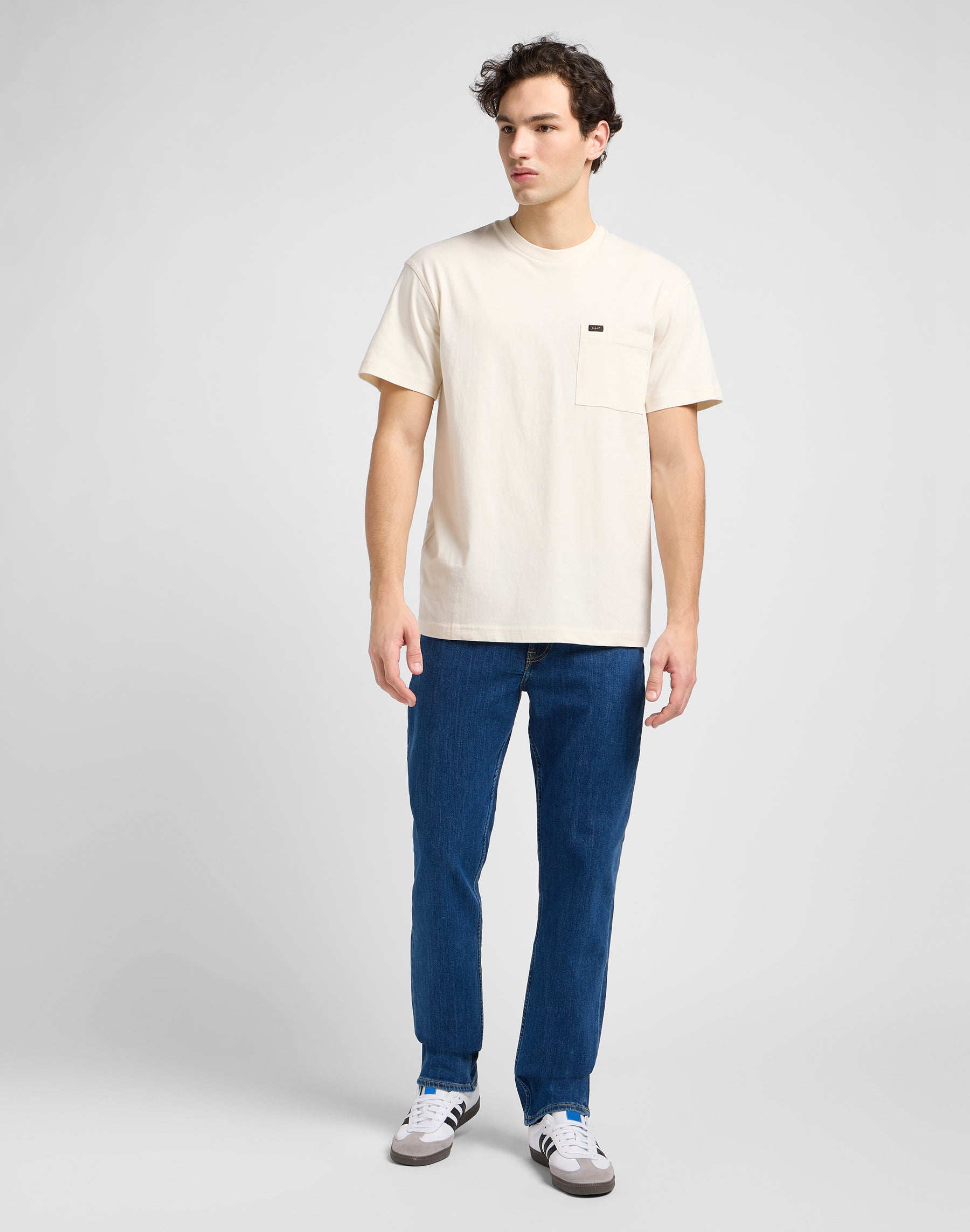 Relaxed Pocket Tee in Ecru T-Shirts Lee