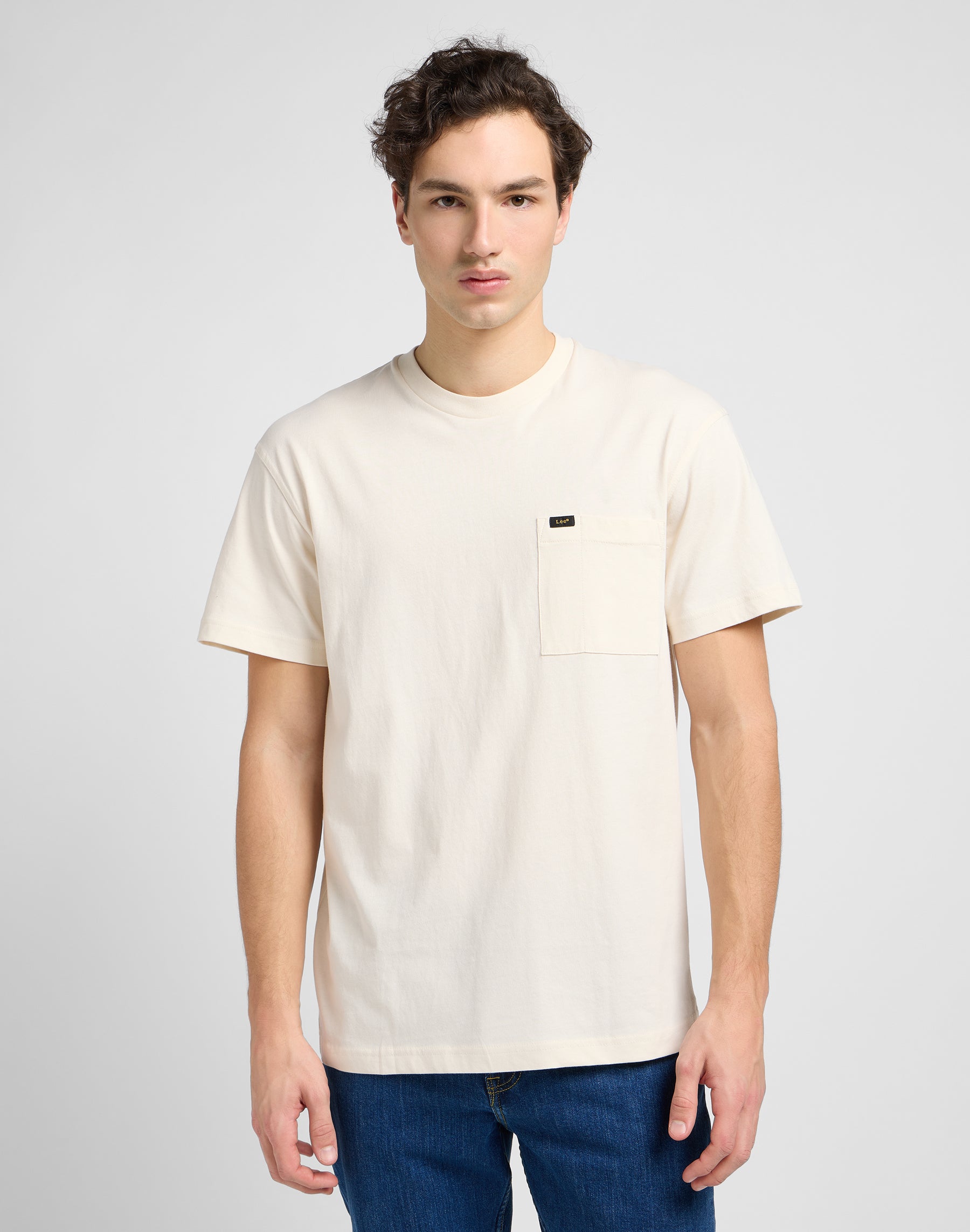 Relaxed Pocket Tee in Ecru T-Shirts Lee