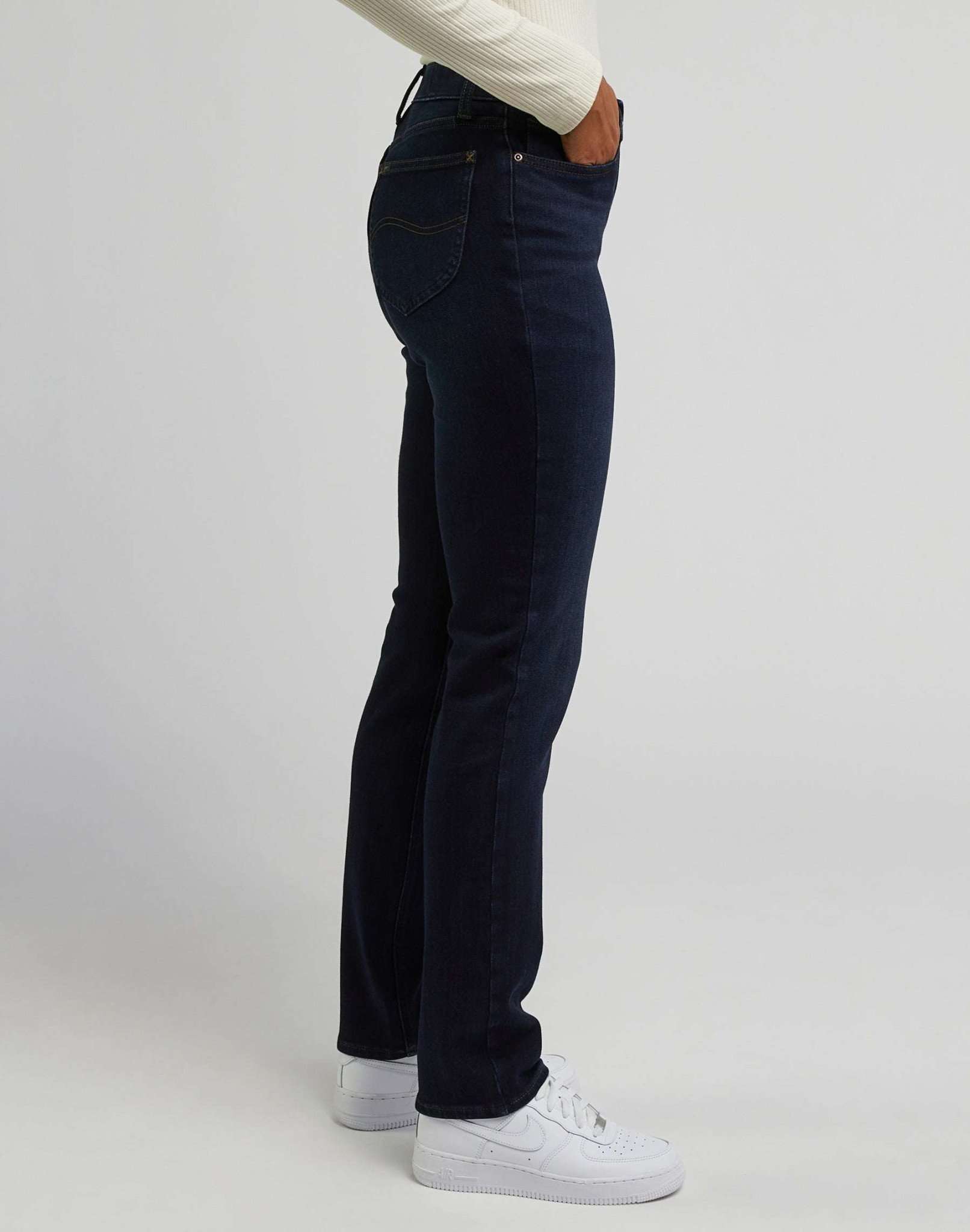ULC Straight in Darkand Hazy Jeans Lee