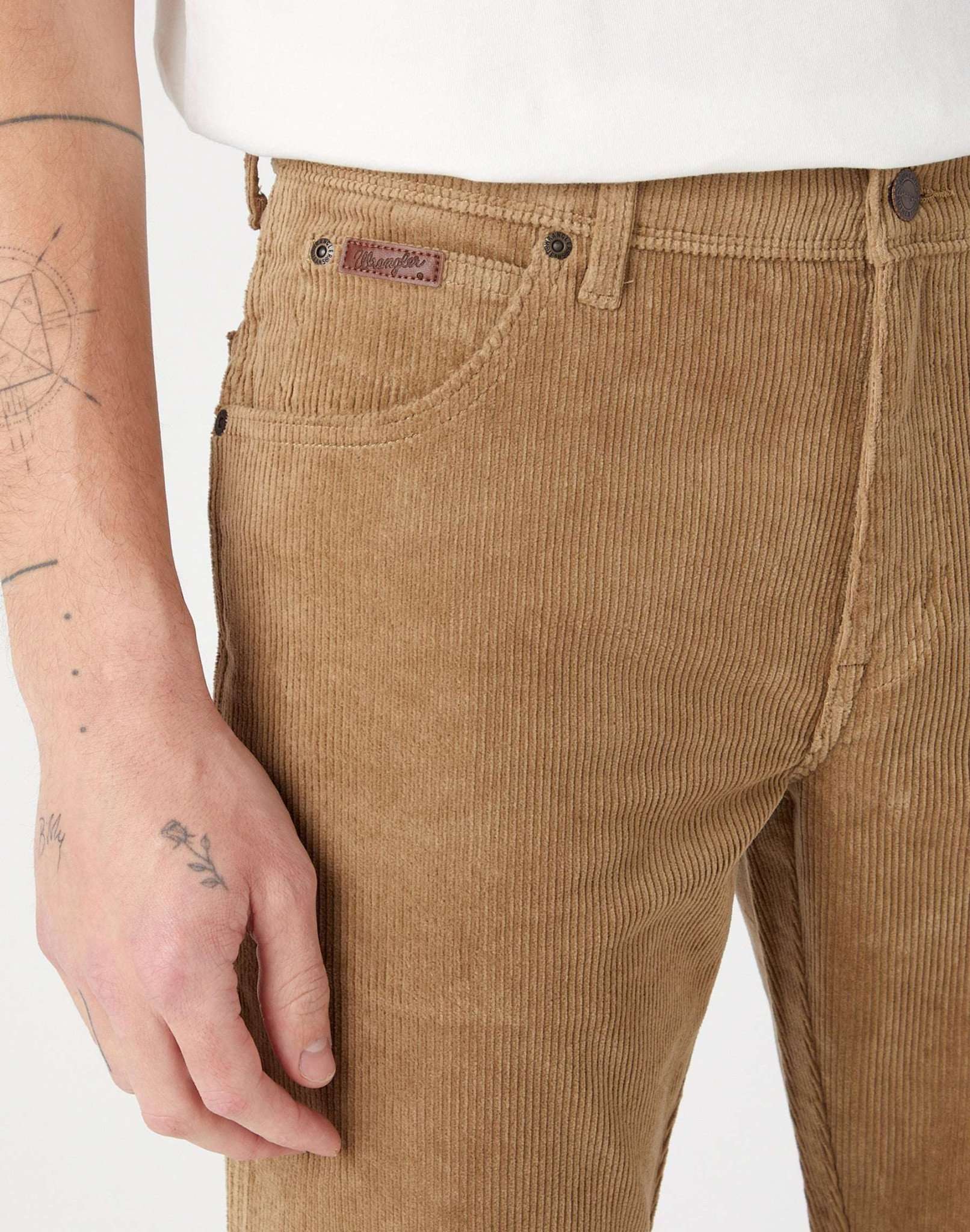 Texas Corduroy in Lead Grey Hosen Wrangler