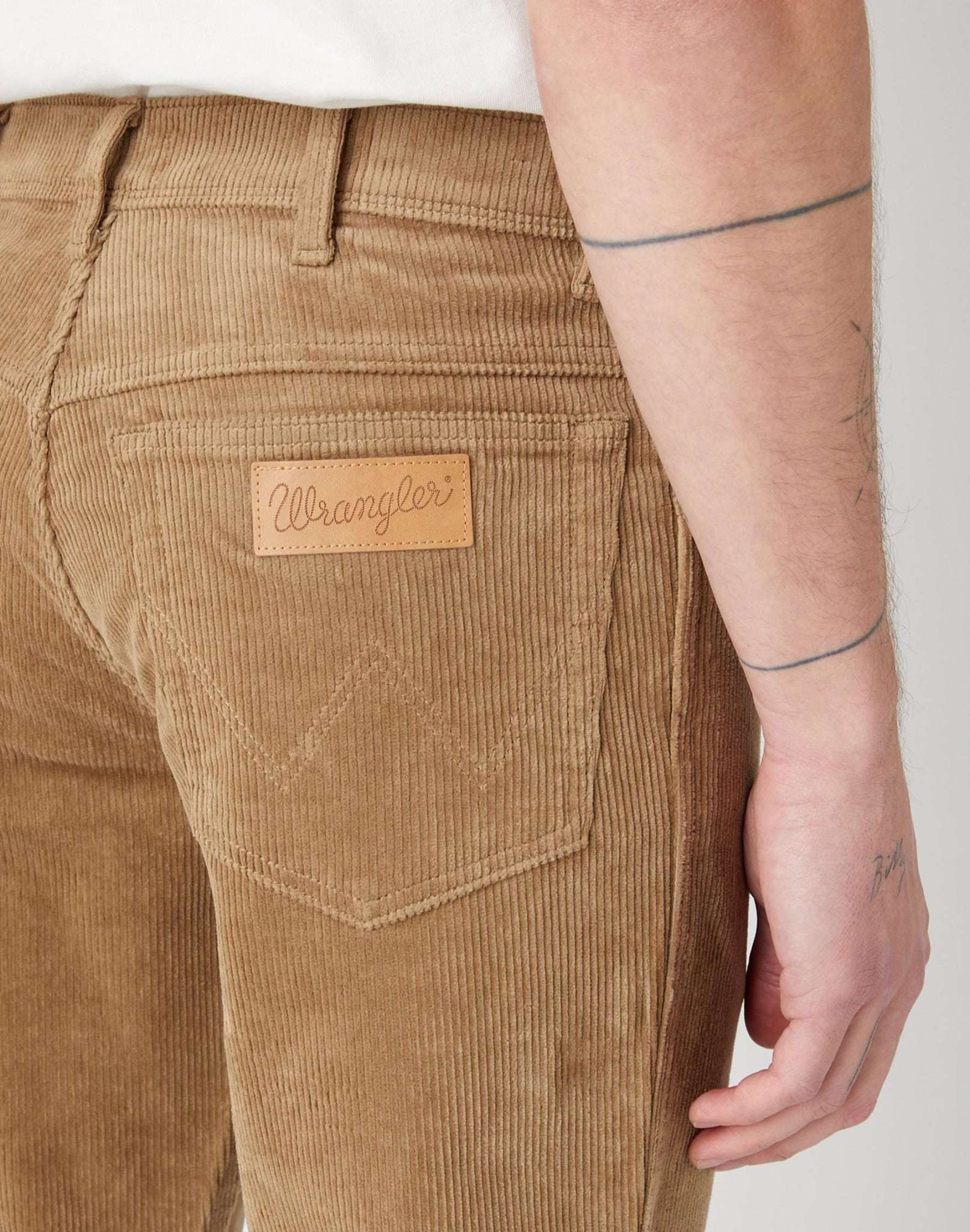 Texas Corduroy in Lead Grey Hosen Wrangler