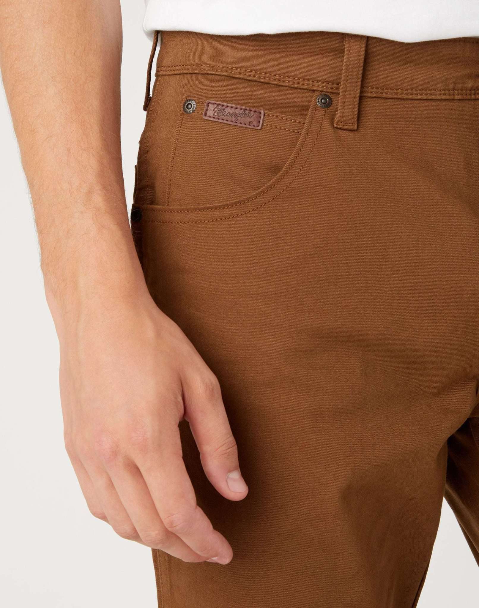 Texas Slim in Saddle Brown Hosen Wrangler