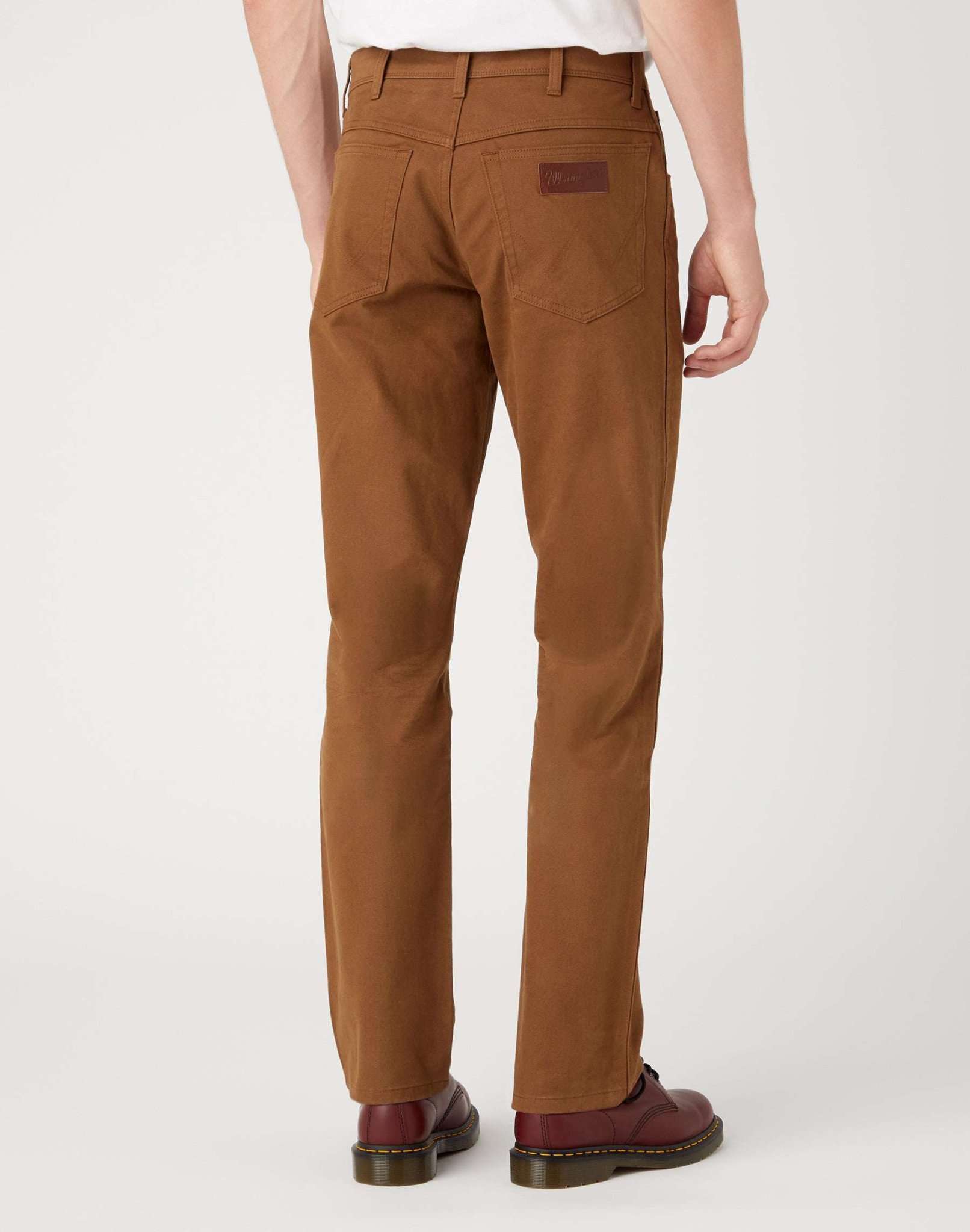 Texas Slim in Saddle Brown Hosen Wrangler