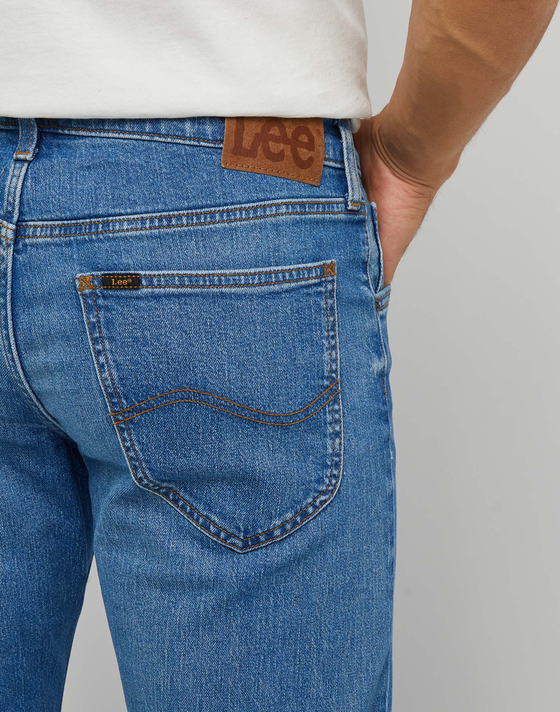 Daren Zip Fly in Indigo Vintage Jeans Lee