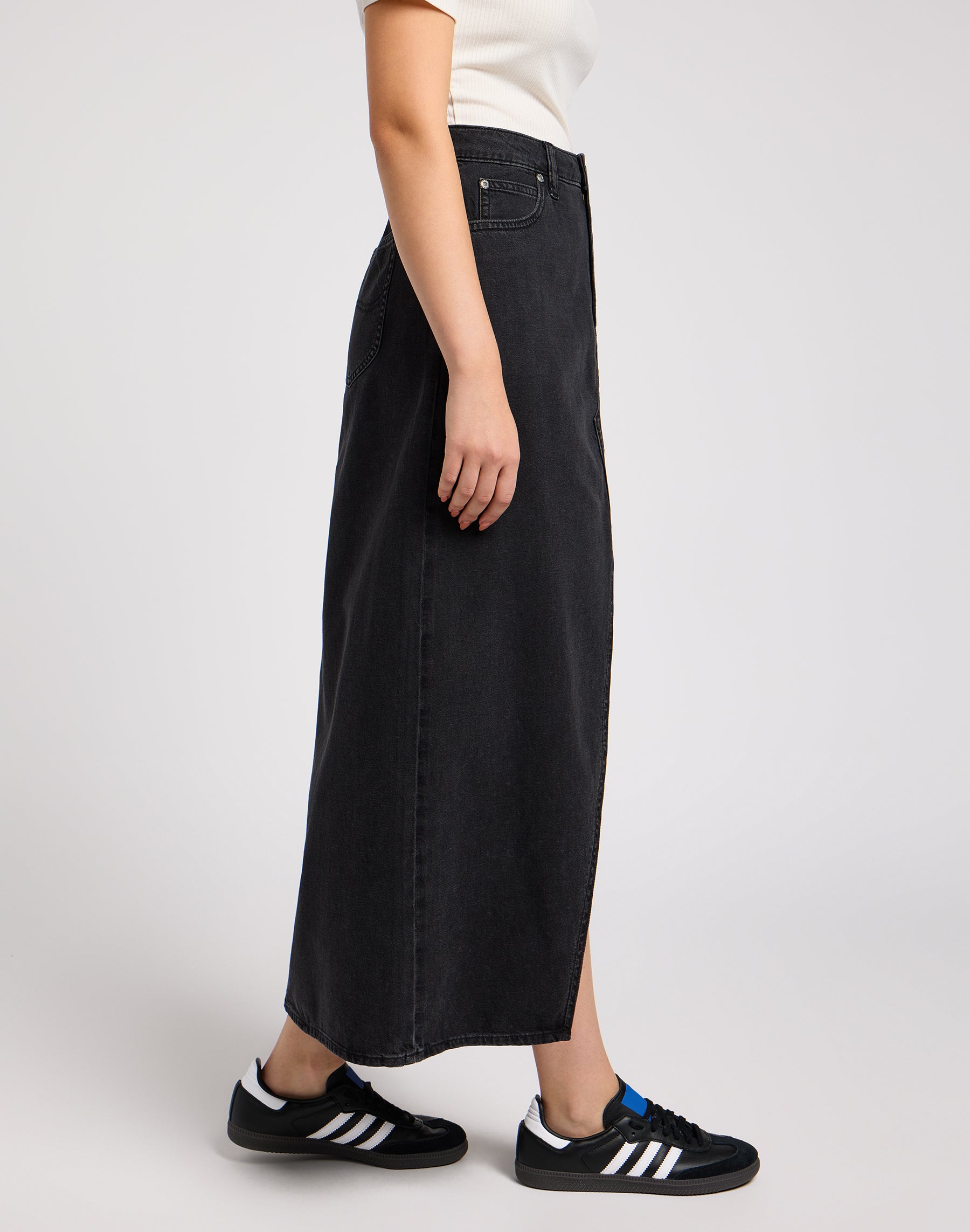 Maxi Skirt in Into The Shadow Röcke Lee