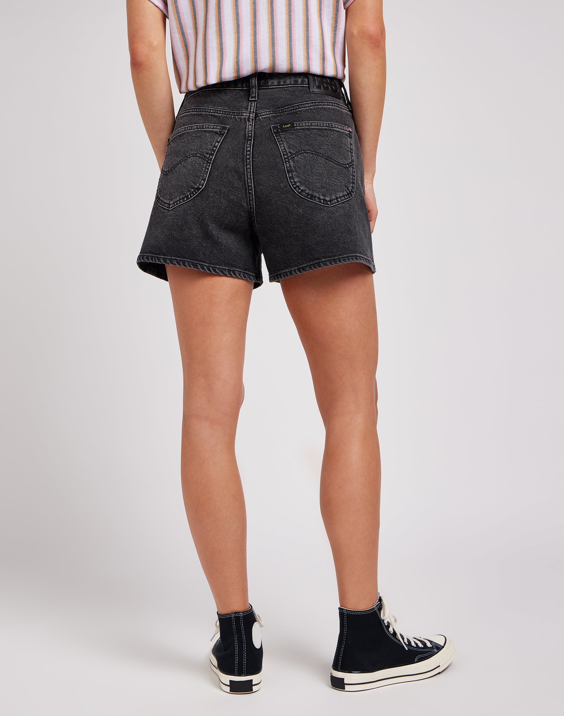 Carol Short in Refined Black Jeansshorts Lee