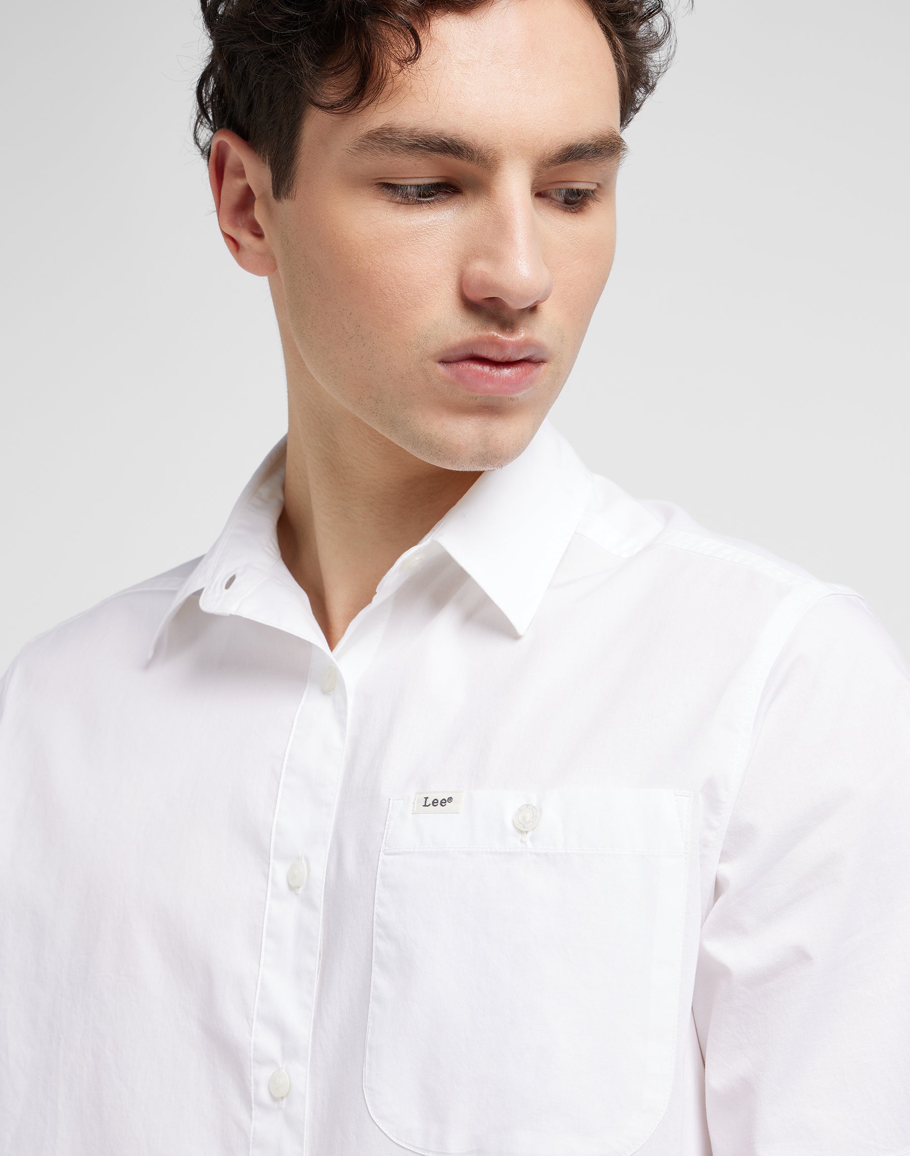 Patch Shirt in Bright White Hemden Lee
