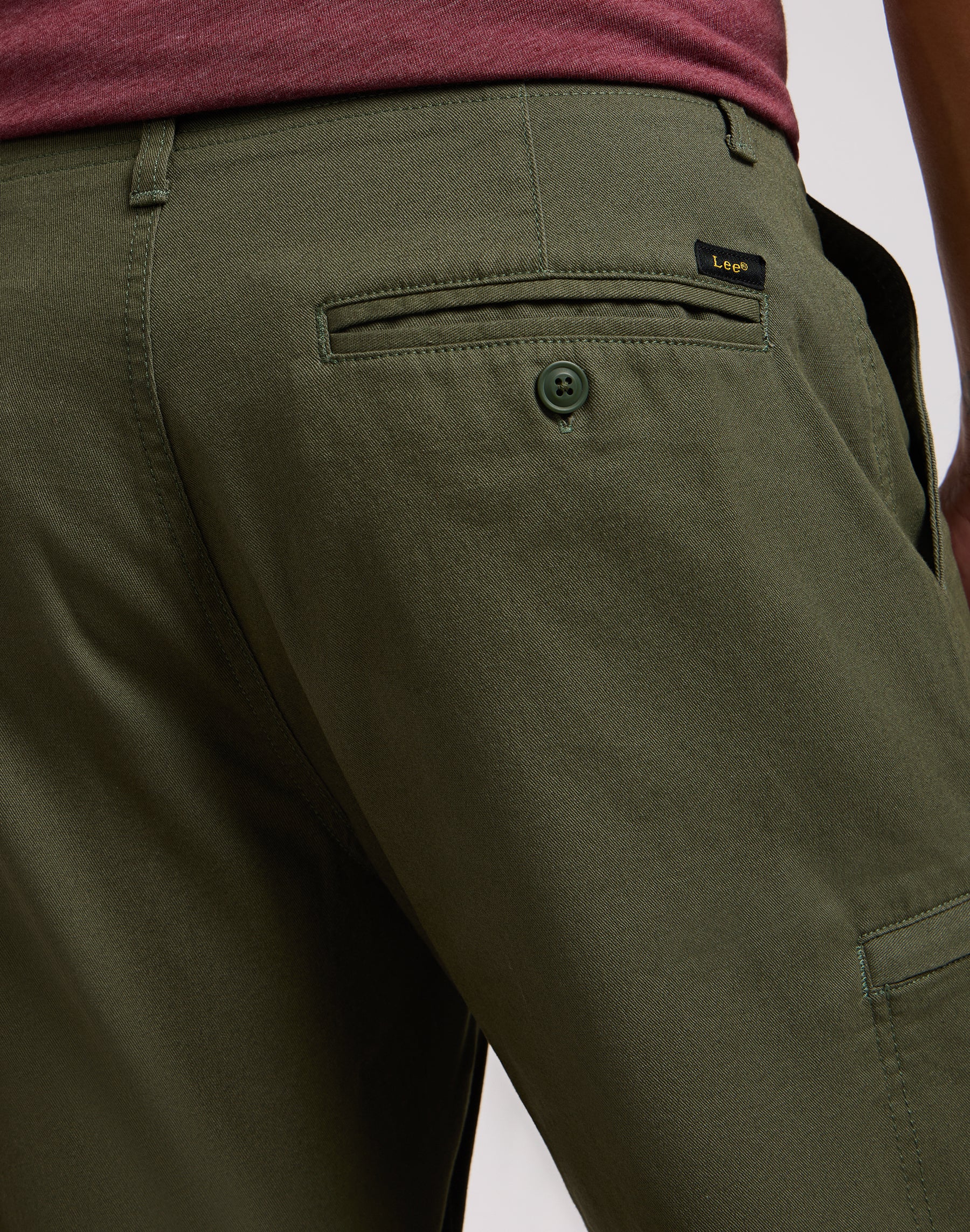 XC Weltpocket Short in Olive Grove Shorts Lee   