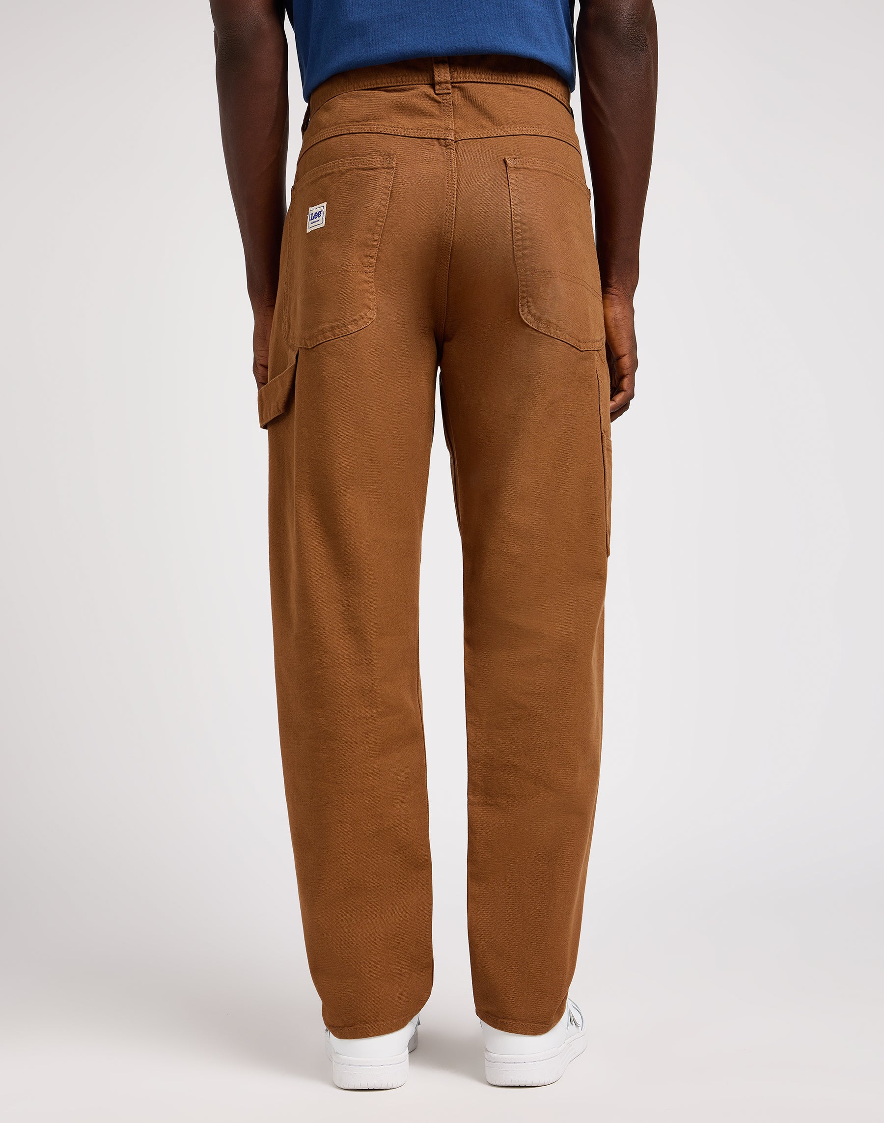 Carpenter in Acorn Hosen Lee