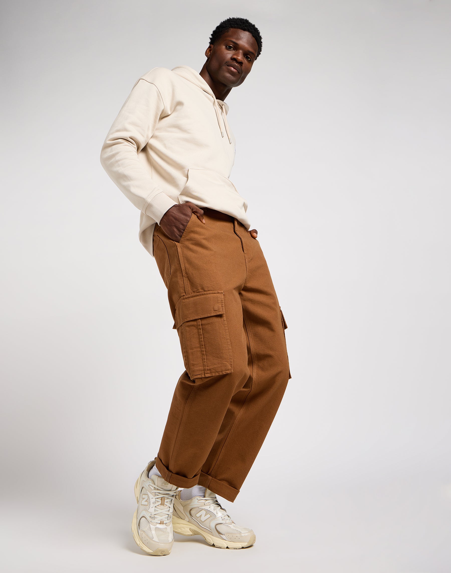 Cargo Pant in Acorn Hosen Lee