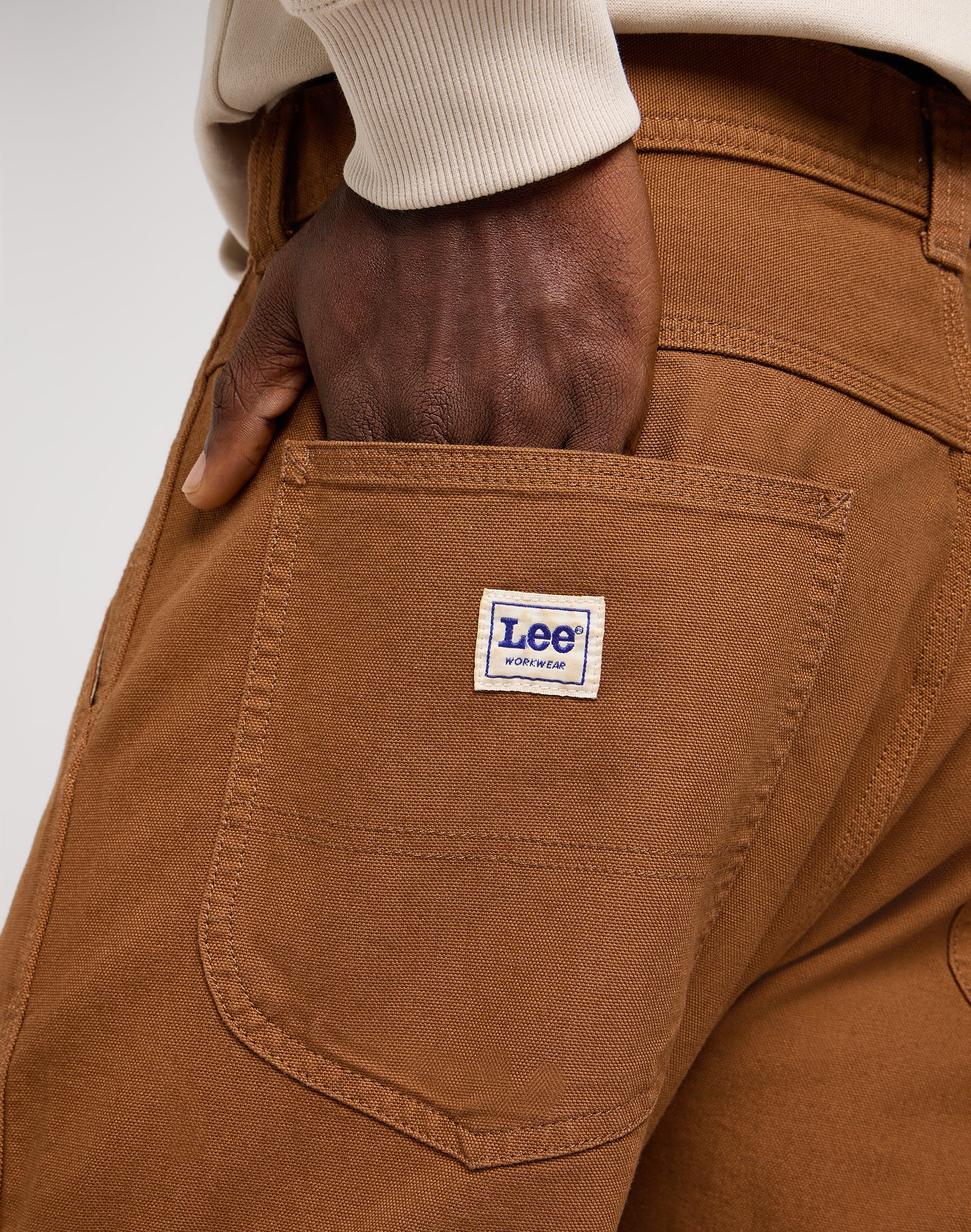 Cargo Pant in Acorn Hosen Lee