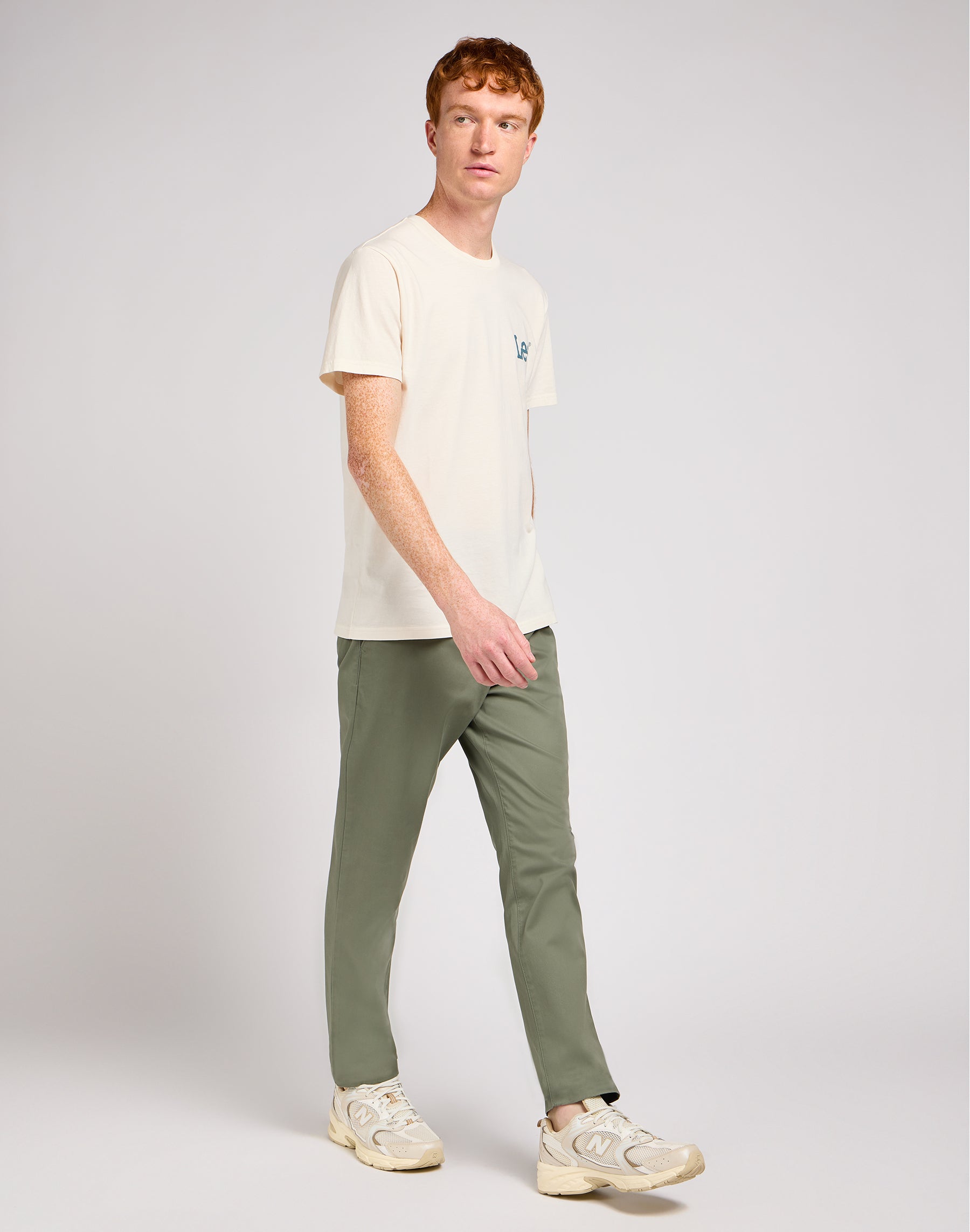 Slim Chino in Olive Grove Hosen Lee