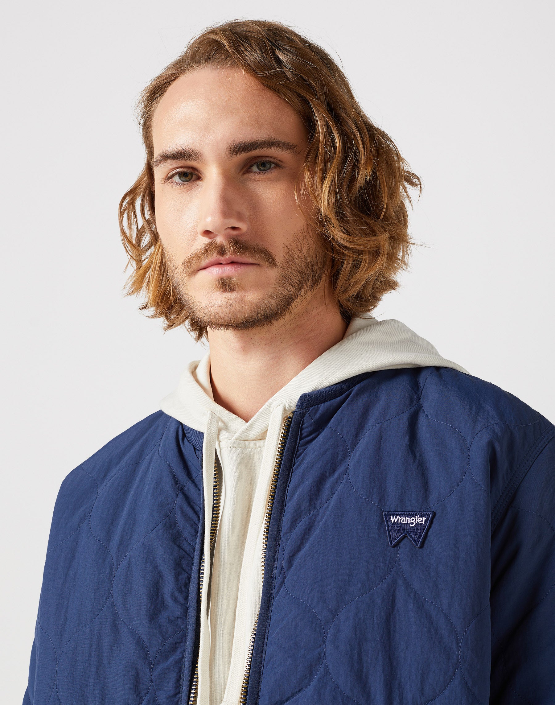 Puffer Jacket in Black Iris Jacken Wrangler