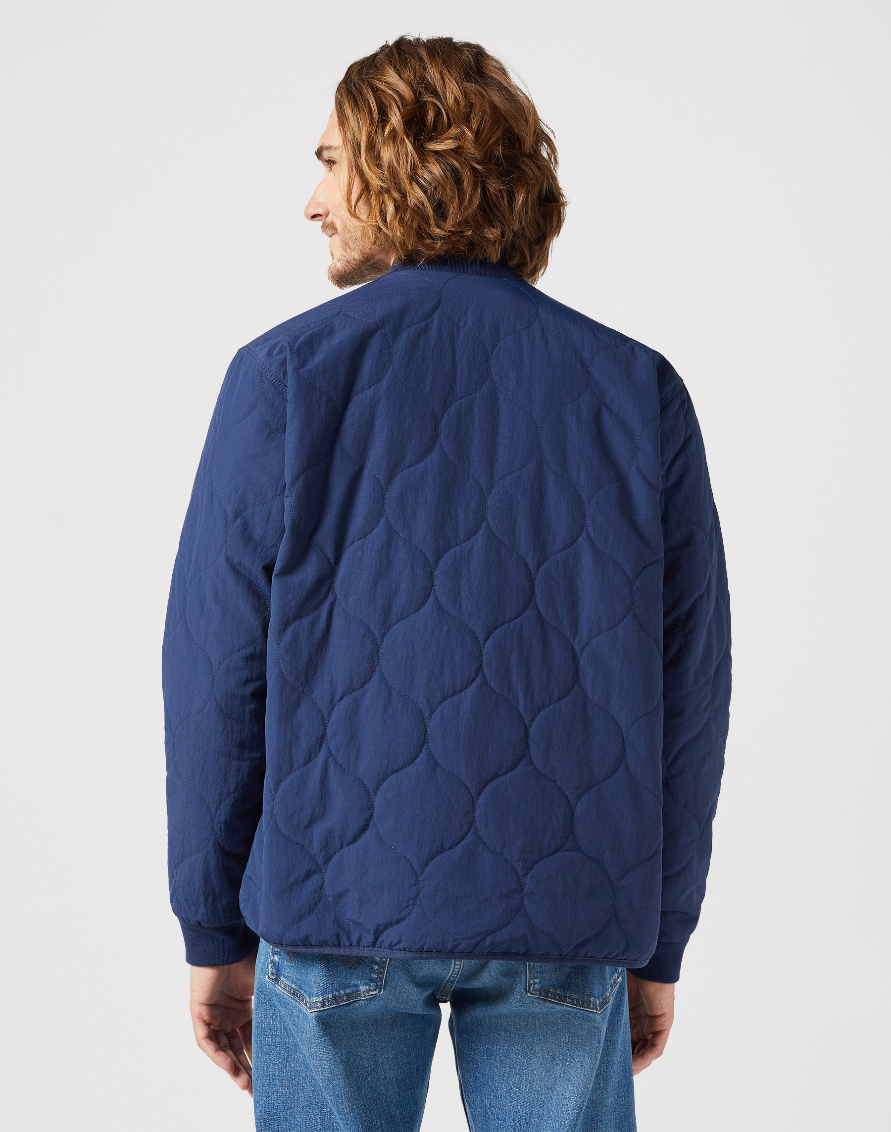 Puffer Jacket in Black Iris Jacken Wrangler